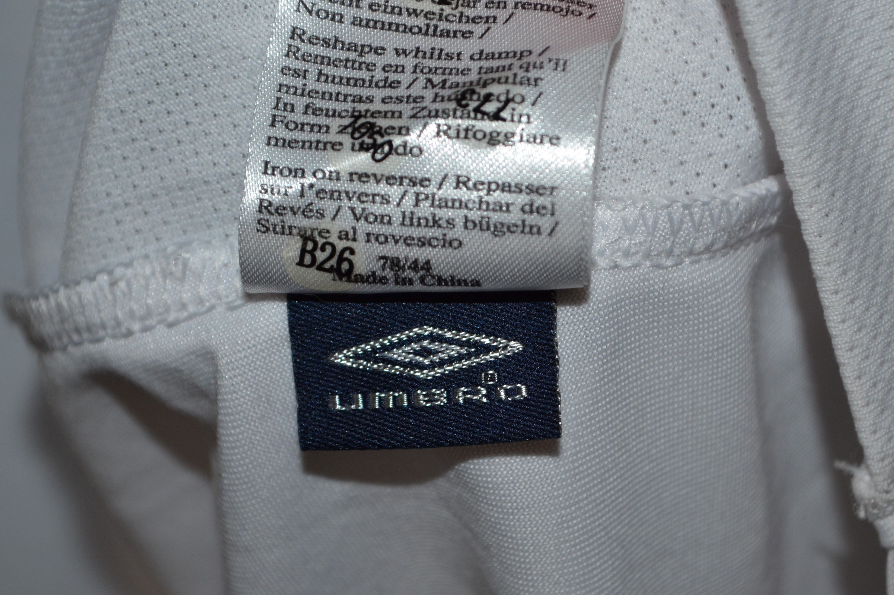 Umbro England 2007-2009 Umbro Home Soccer Jersey Football Shirt XL Size US XL / EU 56 / 4 - 8 Thumbnail