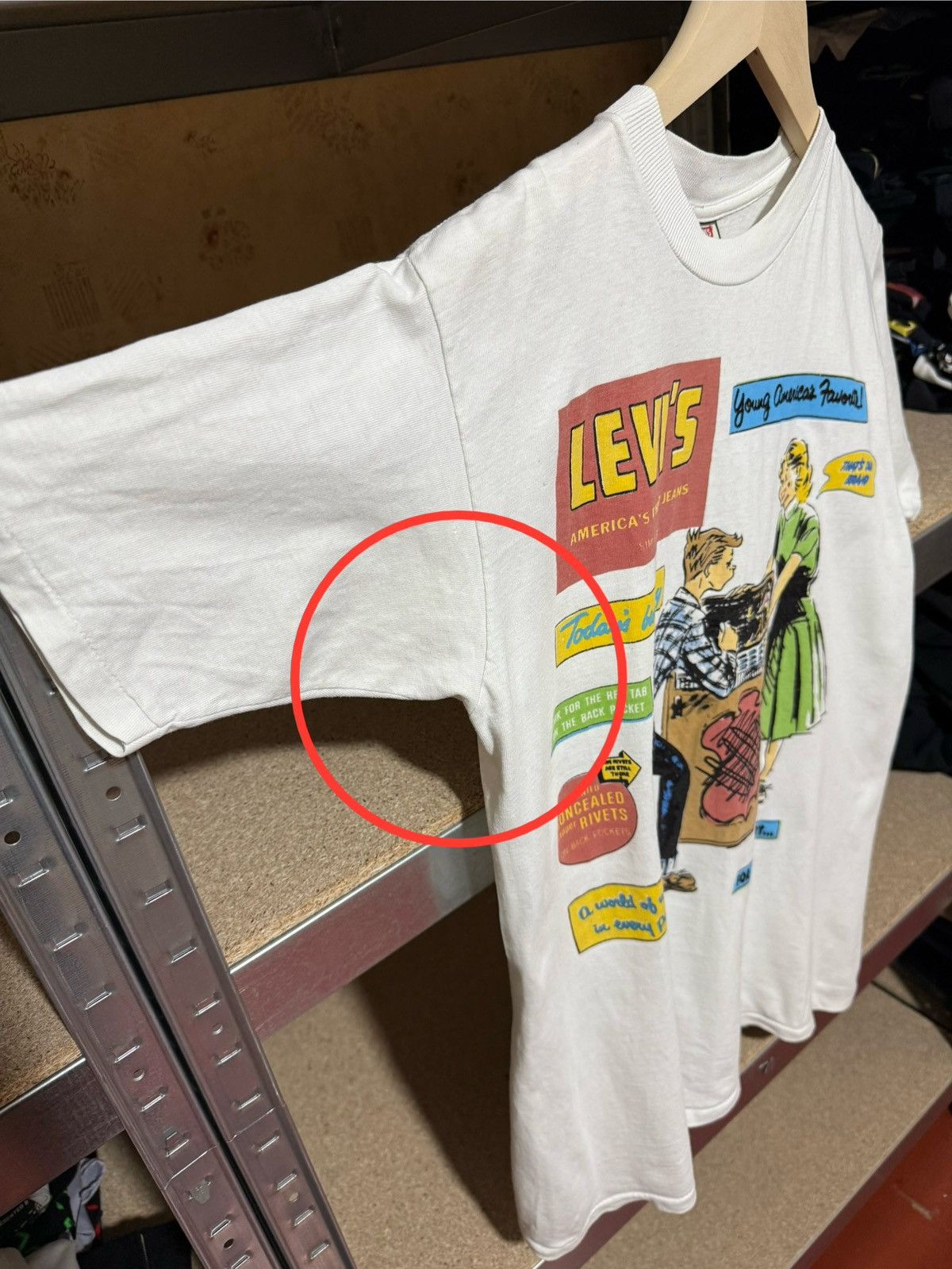Levi's × Vintage Vintage Very Rare 90s Levi’s Young American Favorite T-shirt Size US S / EU 44-46 / 1 - 6 Thumbnail