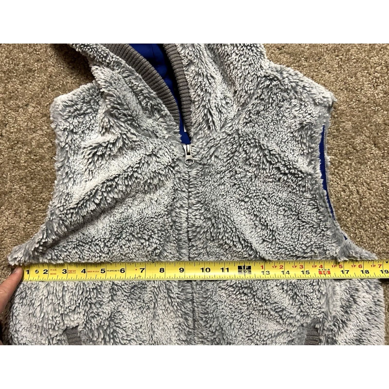 Patagonia Patagonia Vest Hooded Fleece Gray Women's Small Conejo Full Zip Hooded Pockets Reversible Winter Slim Fit Casual Size S / US 4 / IT 40 - 5 Thumbnail