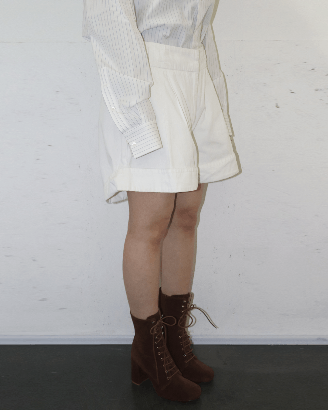 Hussein Chalayan Hussein Chalayan Two Tuck Folded Shorts Size 28" / US 6 / IT 42 - 3 Thumbnail