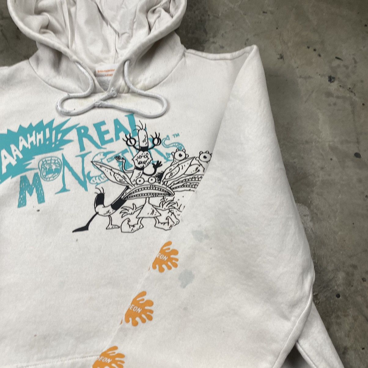 Cartoon Network × Disney Iconic Nicklodeon Cartoon Distressed Painted Pullover Size US M / EU 48-50 / 2 - 6 Thumbnail