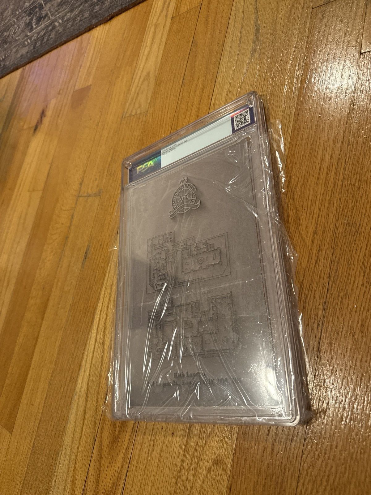 Kith Kith Marvel vs capcom comic wolverine vs ryu orange PSA 9.8 Size ONE SIZE - 2 Thumbnail