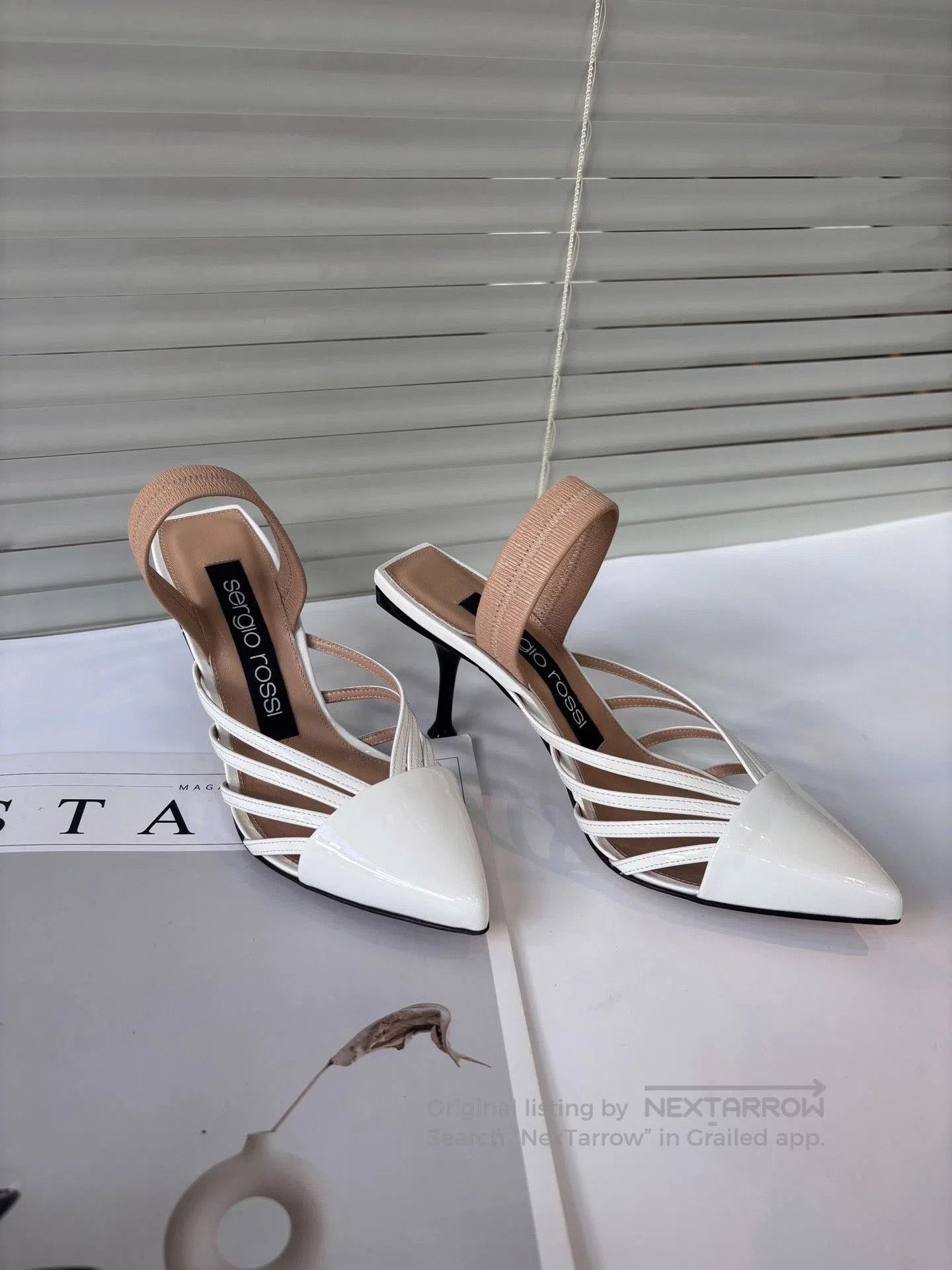 Sergio Rossi Sergio Rossi White Two. Size US 5 / IT 35 - 2 Thumbnail