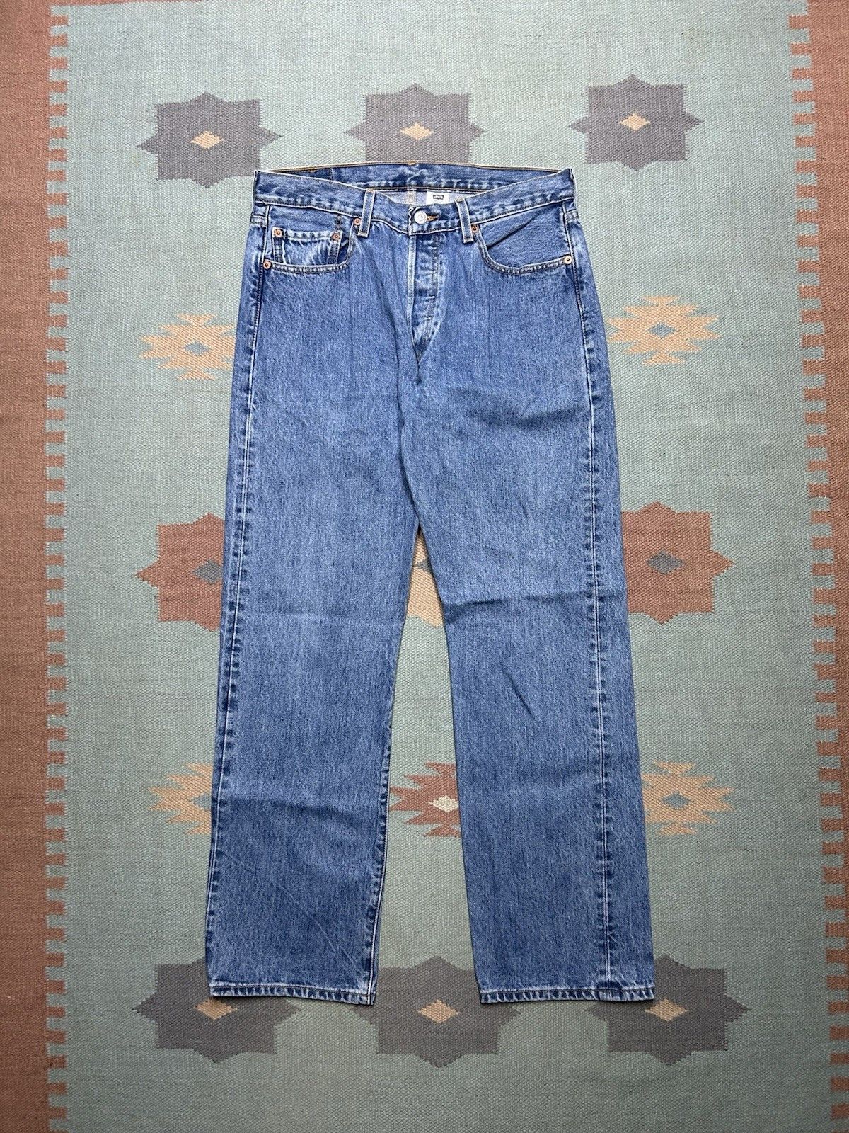 Vintage 90s Levis 501 xx jeans straight button fly medium wash 32x31 Size US 32 / EU 48 - 5 Thumbnail