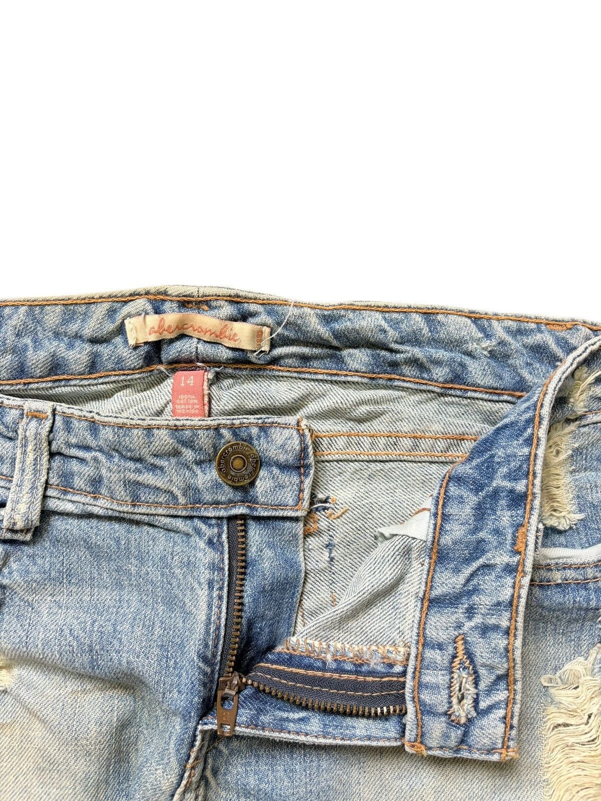 Abercrombie & Fitch Vintage Abercrombie Distress Low Rise Flare Jeans Size 27" / US 4 / IT 40 - 5 Thumbnail