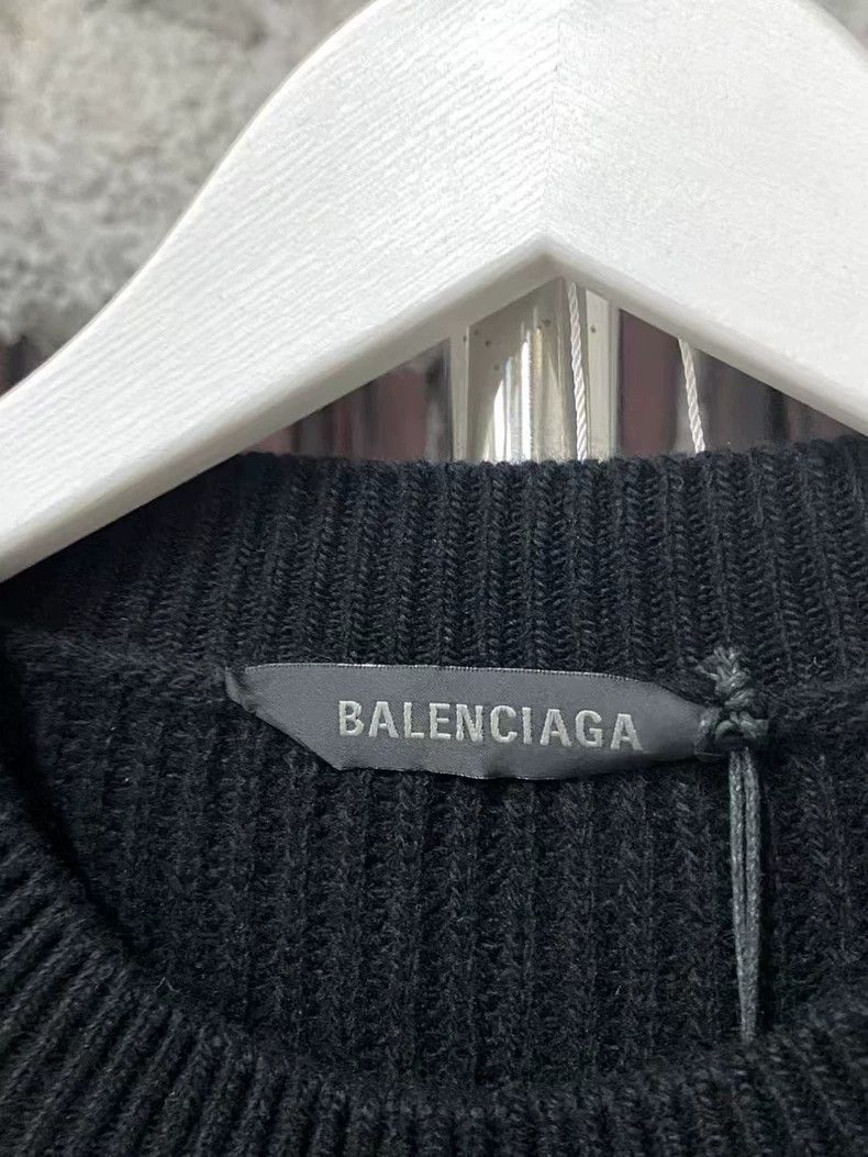 Balenciaga Balenciaga Label Knit Sweater Size S-2506 Size US S / EU 44-46 / 1 - 5 Thumbnail