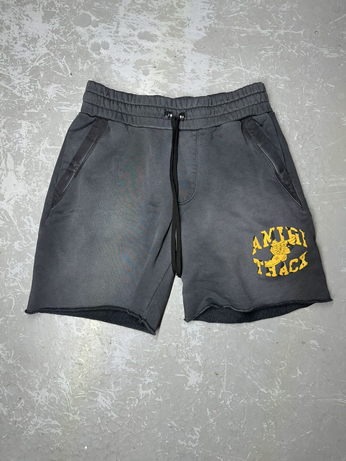 Amiri Amiri “Track” Black sweat shorts Small Size US 30 / EU 46 - 1 Thumbnail