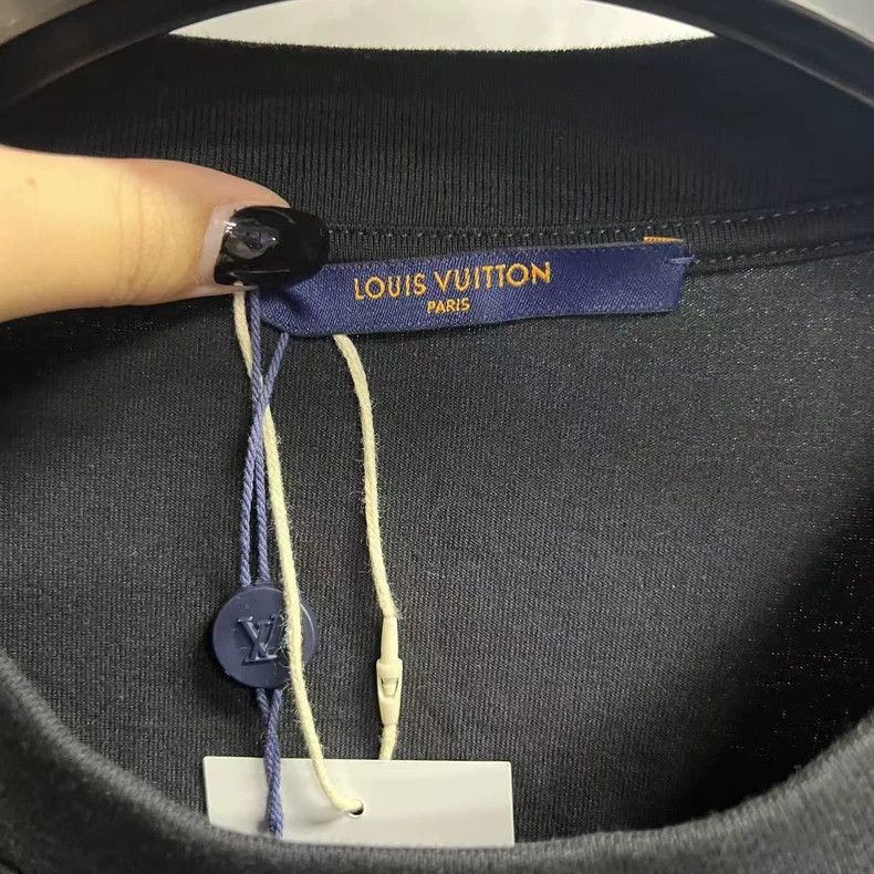 Louis Vuitton Louis Vuitton Black NBA Multi-Logo Crewneck Lettered Print Size US XL / EU 56 / 4 - 2 Thumbnail