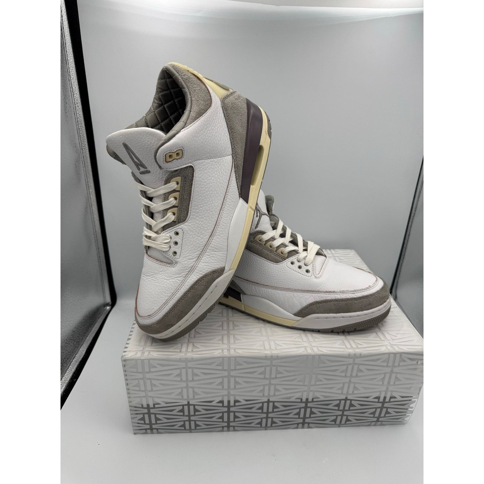 Nike A Ma Maniere x Air Jordan 3 Sz 14W/12.5M DH3434 110 # 379 Size US 12.5 / EU 45-46 - 4 Thumbnail