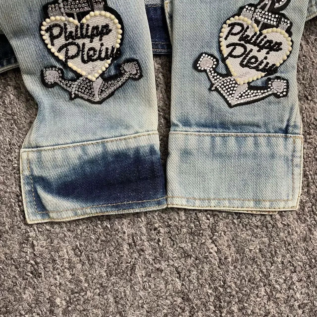 Other Women's Diamond Heart Jacket. Size XS / US 0-2 / IT 36-38 - 4 Thumbnail