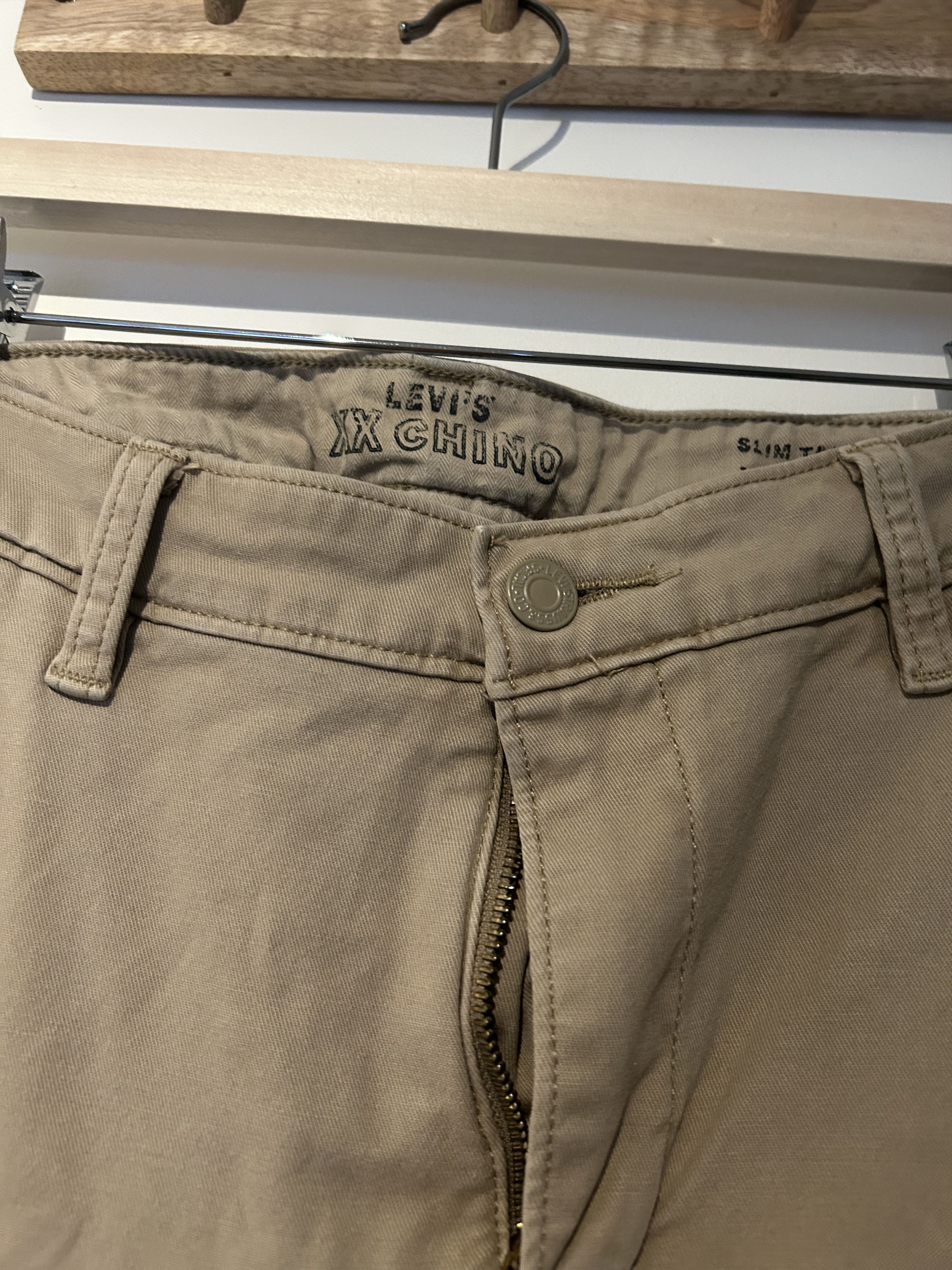 Levi's Levi's Casual Khaki Pants Size US 32 / EU 48 - 2 Thumbnail