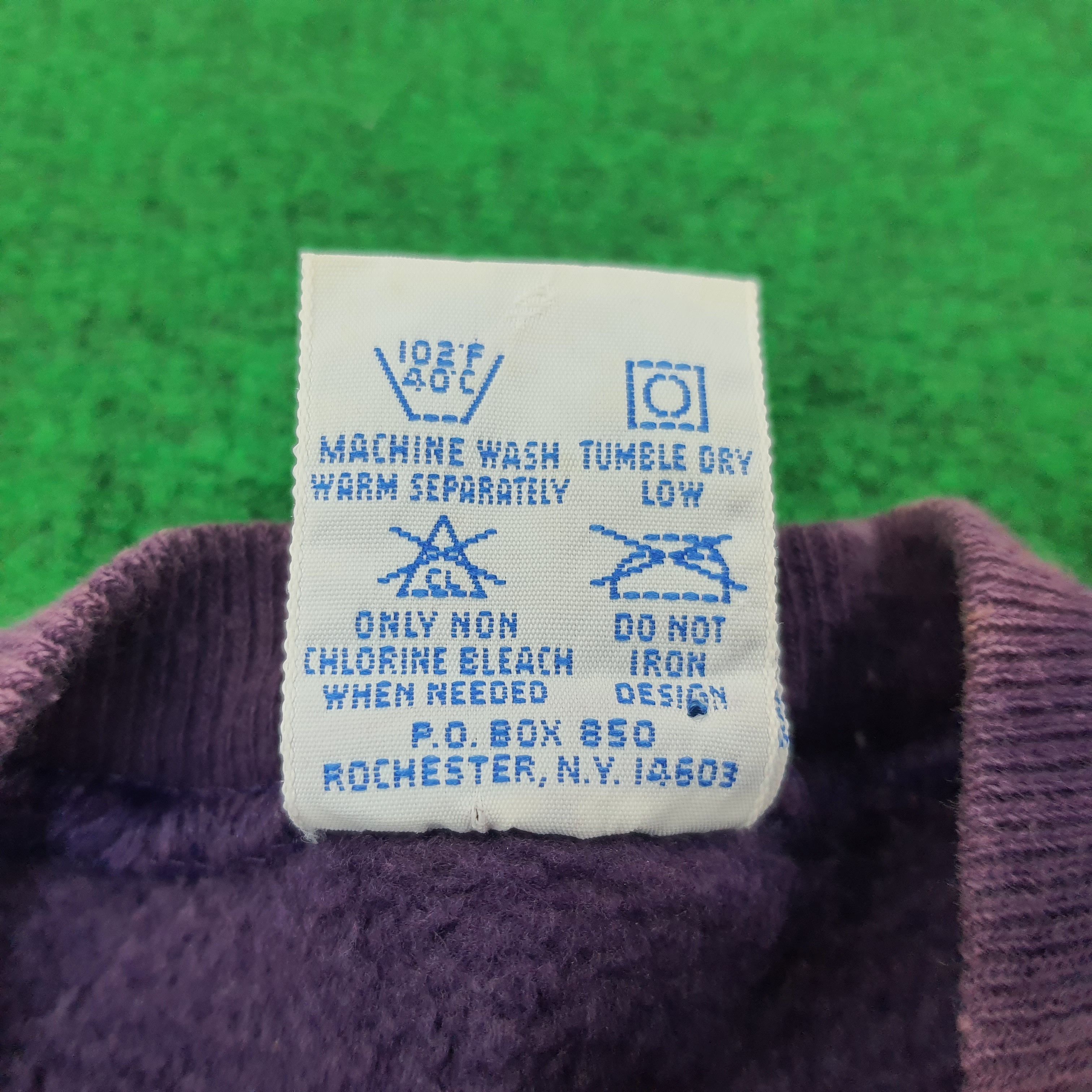 Champion × Vintage Vintage Champion Embroidery Logo Sweatshirt C215N13 Size US M / EU 48-50 / 2 - 6 Thumbnail