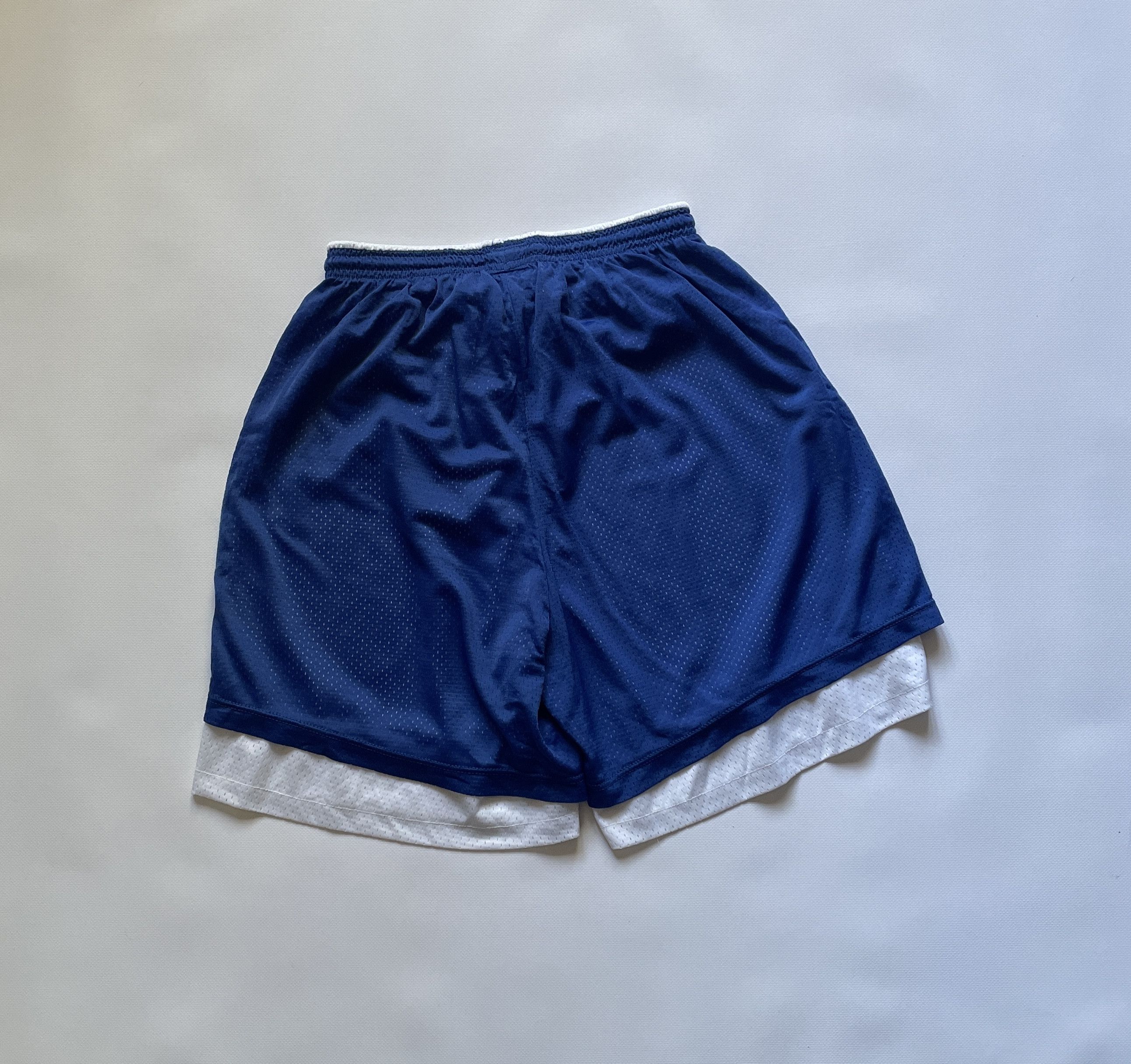 Champion Minnesota Timberwolves Reversible Vintage 90s RARE Shorts Size US 32 / EU 48 - 3 Thumbnail
