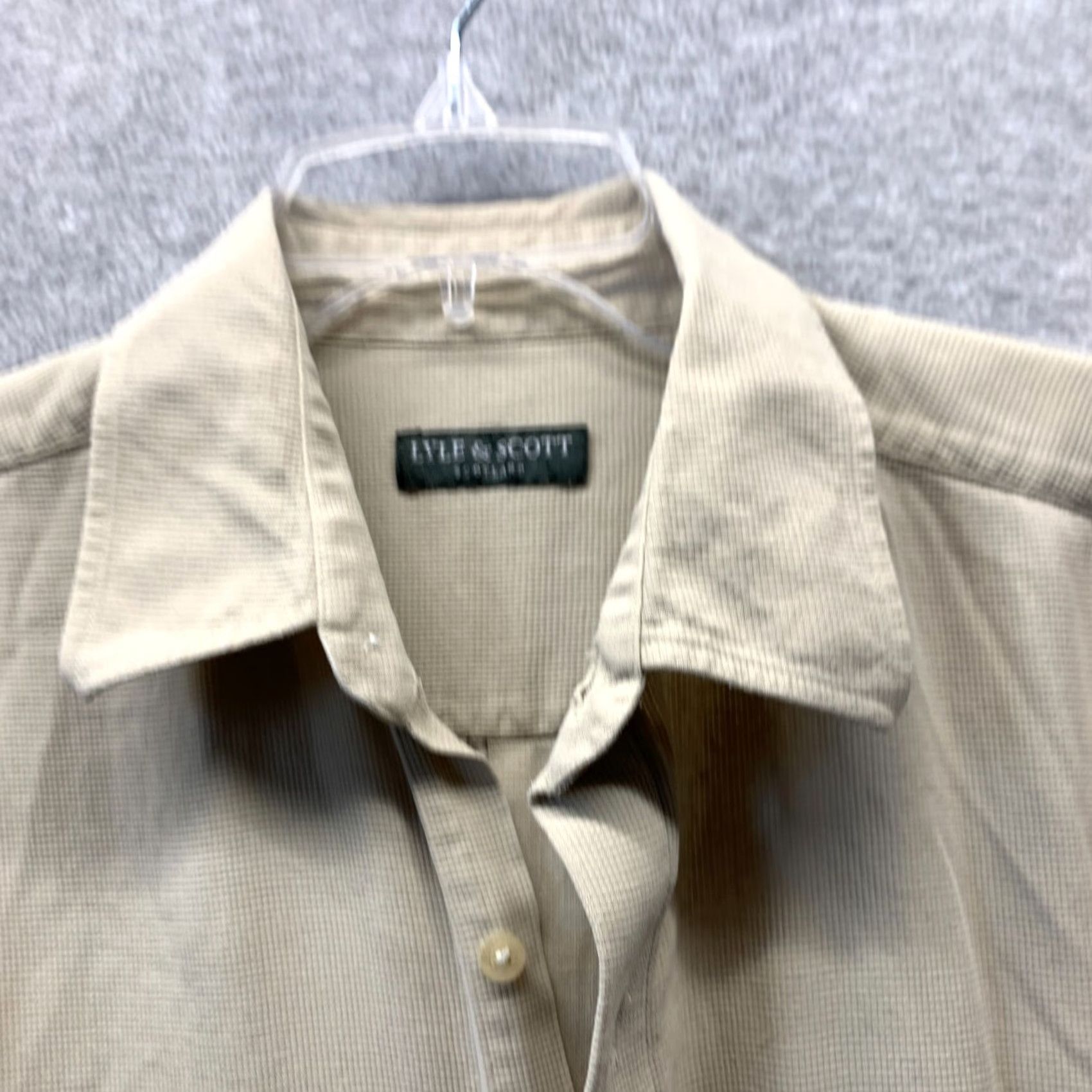Lyle & Scott Lyle & Scott Shirt Adult Large Brown Button Up Mens 100% Silk Hawaiian Casual Size US L / EU 52-54 / 3 - 7 Thumbnail