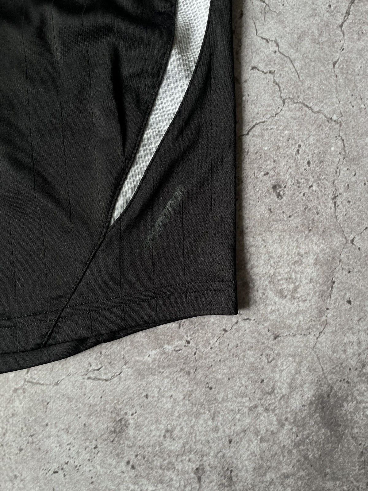 Adidas × Undefeated Undefeated x FC Arkitip Adidas Football Jersey Black #34 Size US M / EU 48-50 / 2 - 4 Thumbnail