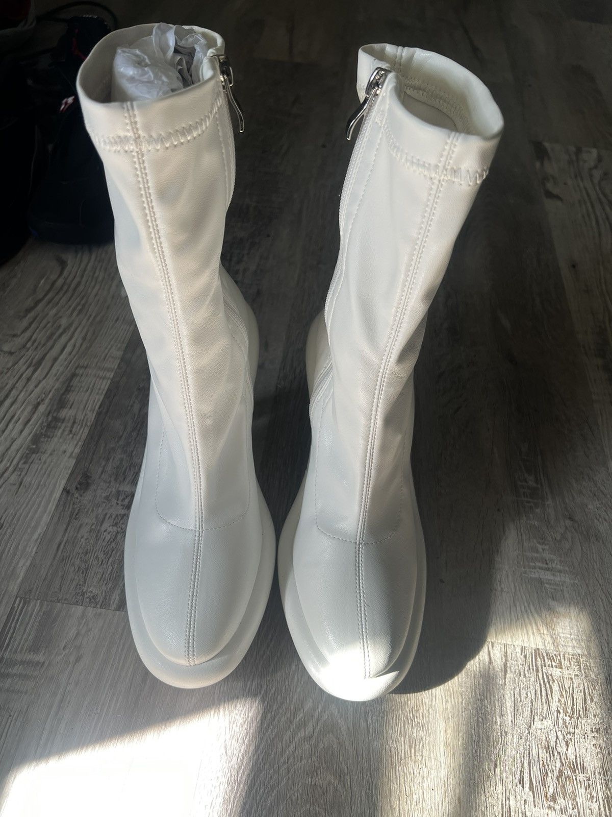 Alexander Wang Alexander Wang White Carter Puffy Platform Ankle Boots s7.5 Size US 7.5 / IT 37.5 - 4 Thumbnail