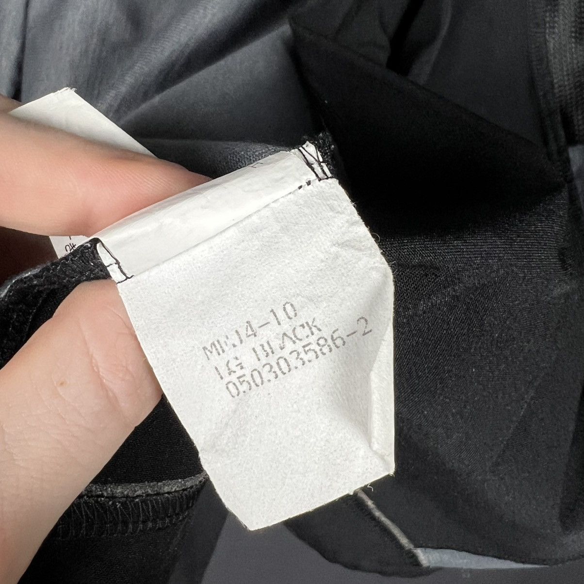 Arc'teryx Arc'Teryx light jacket black nylon rare vintage men’s size L Size US L / EU 52-54 / 3 - 14 Thumbnail