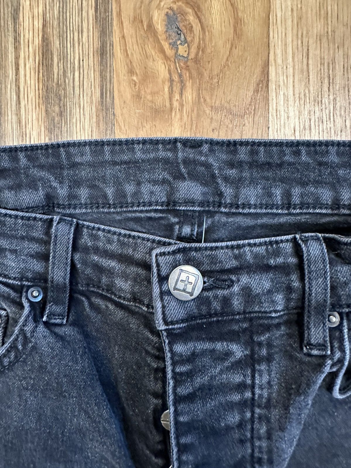 Ksubi Ksubi Red Spell Flame Logo Faded Black Denim Jeans Size 31 Size US 31 - 3 Thumbnail