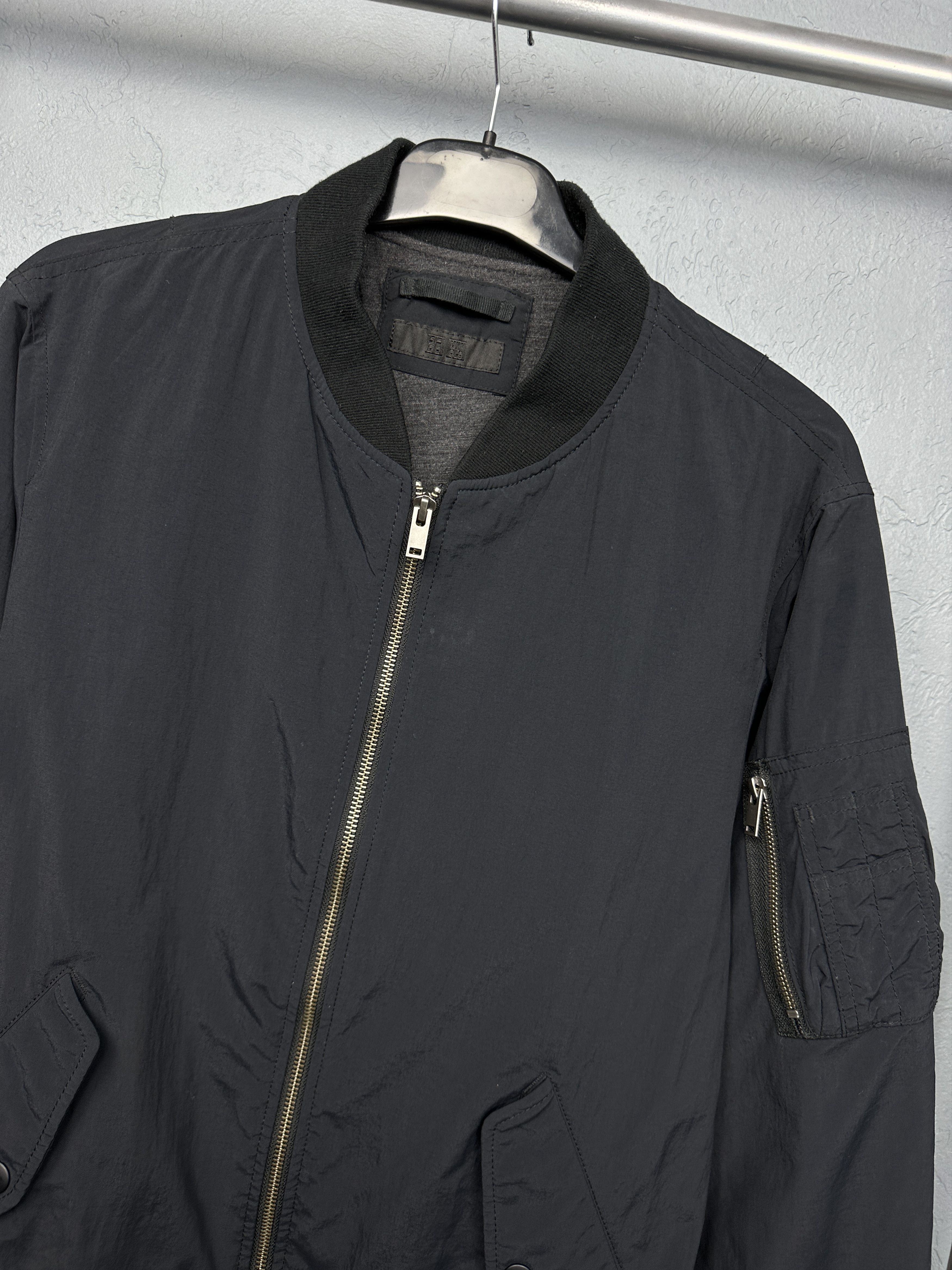 Uniqlo Uniqlo Mens Nylon Bomber Jacket Size US L / EU 52-54 / 3 - 2 Thumbnail