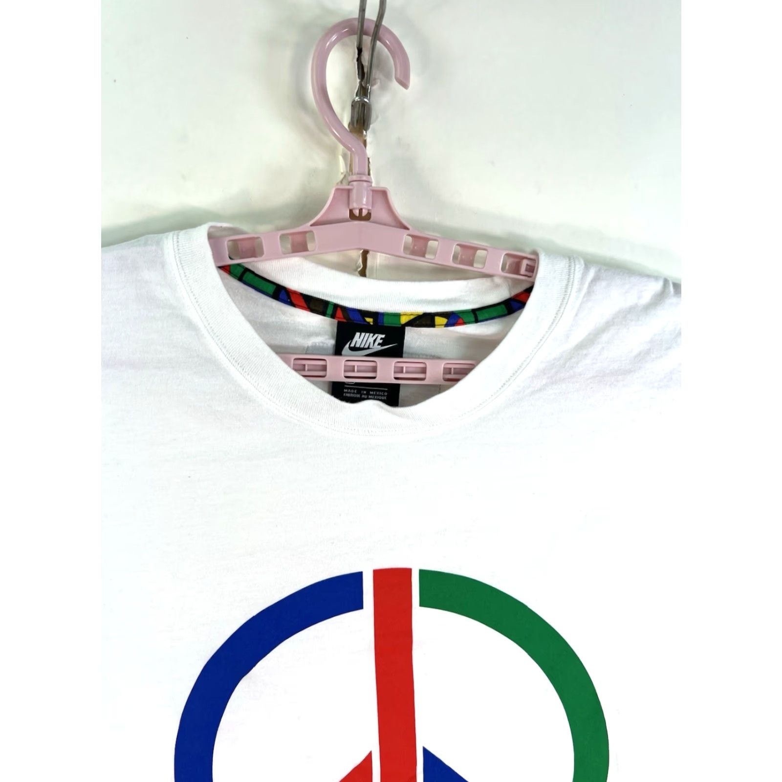 Nike Nike Rainbow Peace Sign T-Shirt Adult 2XL Short Sleeve Multicolor Graphic Print Mens Size US XXL / EU 58 / 5 - 3 Thumbnail