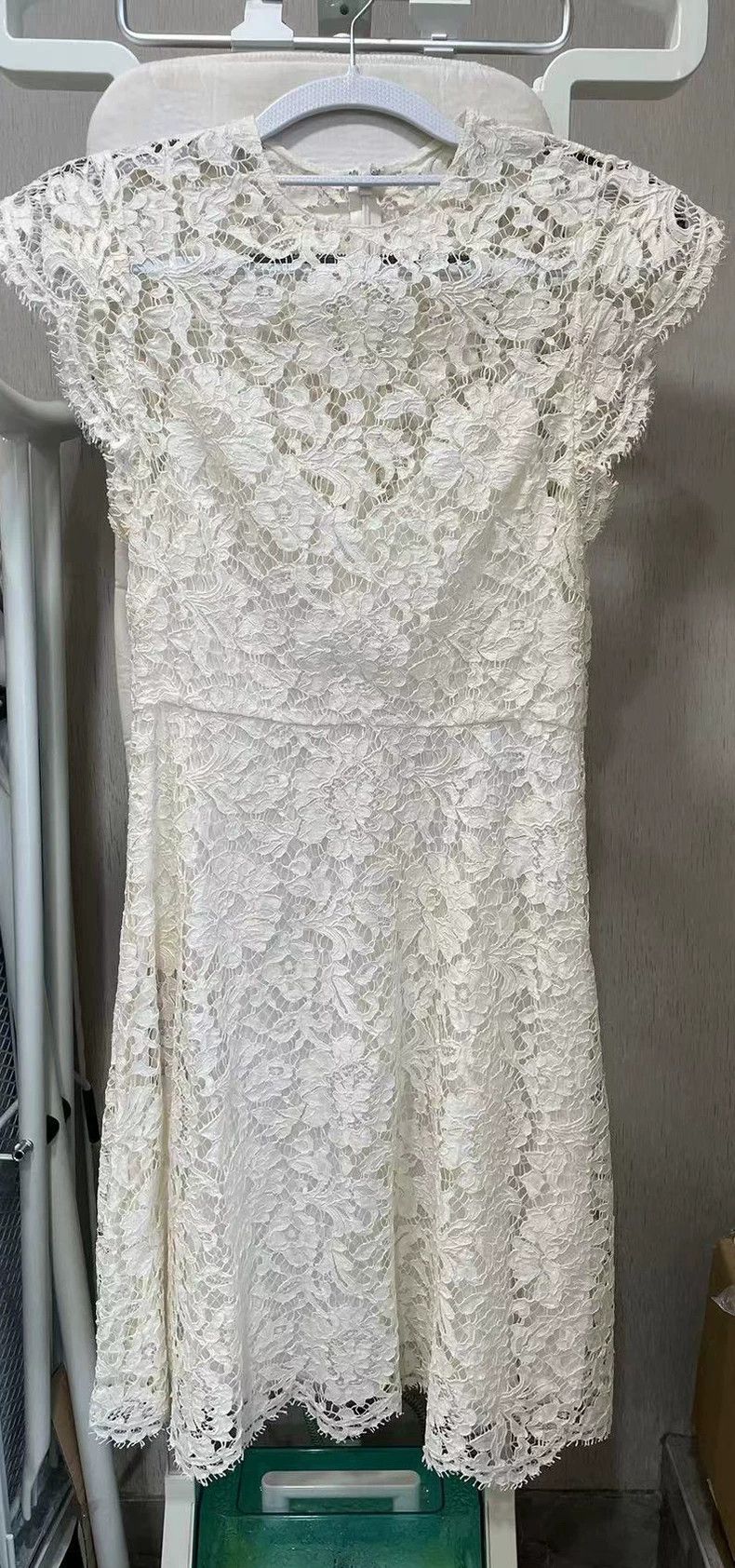 Valentino Valentino White lace dress Size XS / US 0-2 / IT 36-38 - 1 Thumbnail