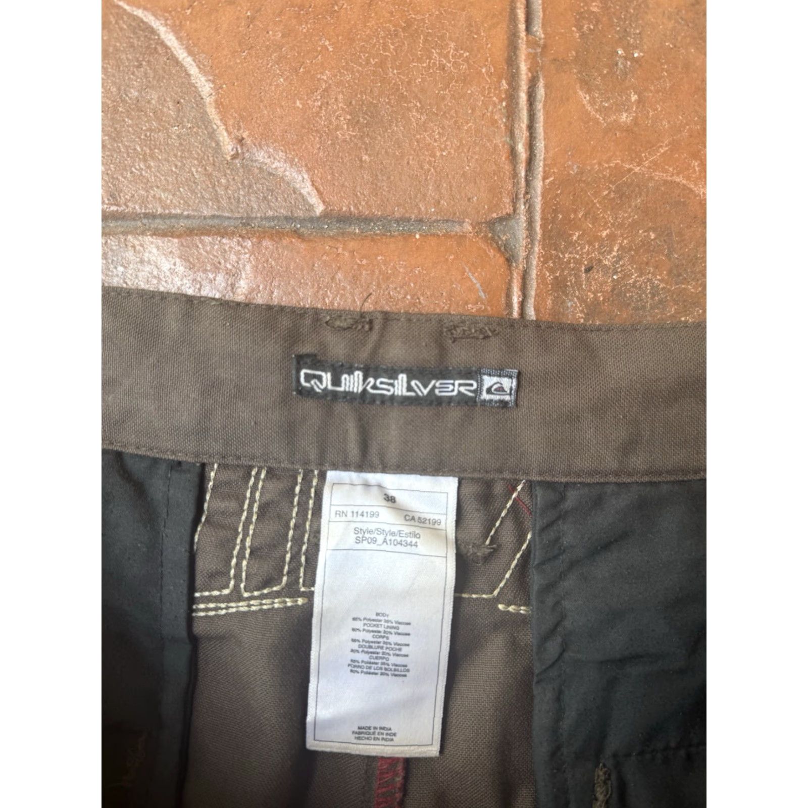 Quiksilver VINTAGE Quiksilver Shorts Bermuda Men 38 Brown Embroidered 90s Surfer Skater Pockets Size US 38 / EU 54 - 3 Thumbnail