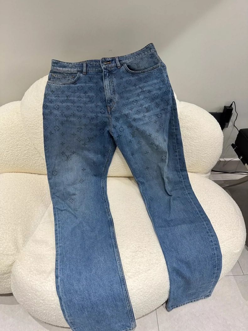 Louis Vuitton Louis Vuitton Blue full-print jeans 2505-Nextarrow Size US 32 / EU 48 - 1 Thumbnail