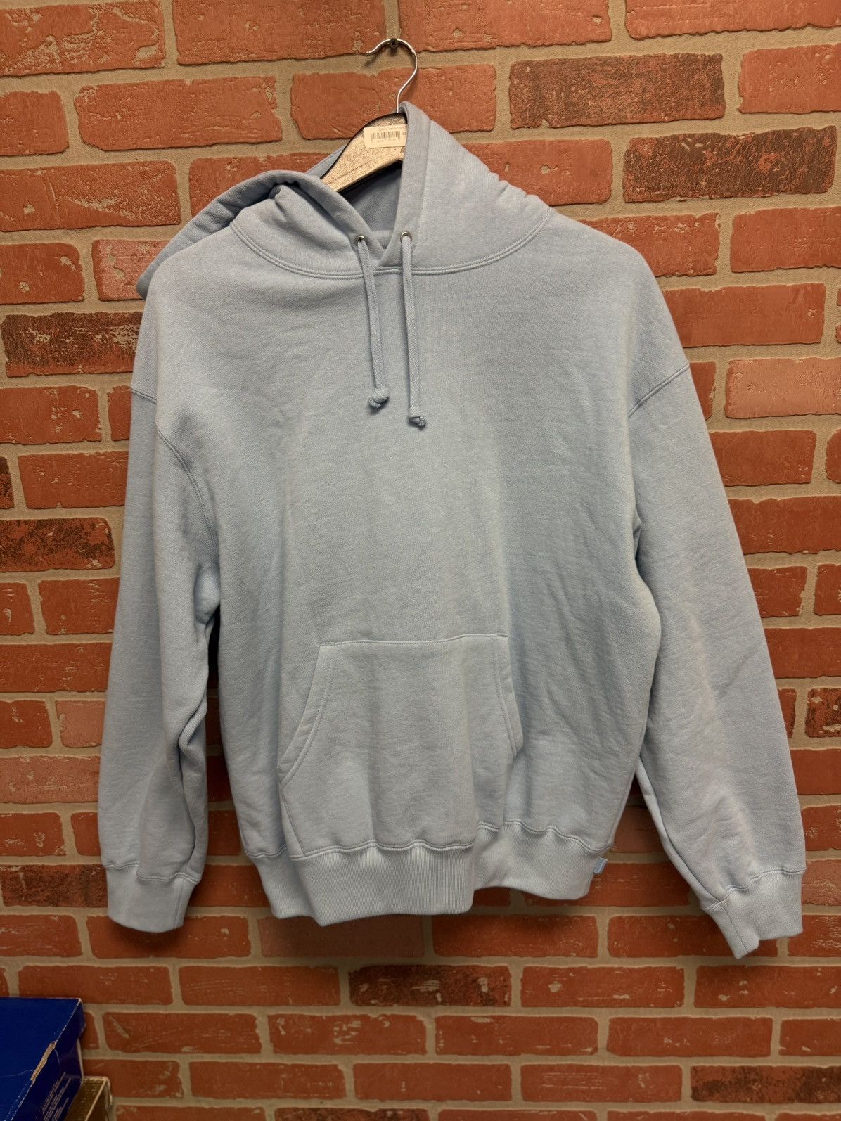 Supreme Supreme Back Logo Baby Blue Hoodie 2024 Size S Size US S / EU 44-46 / 1 - 3 Thumbnail