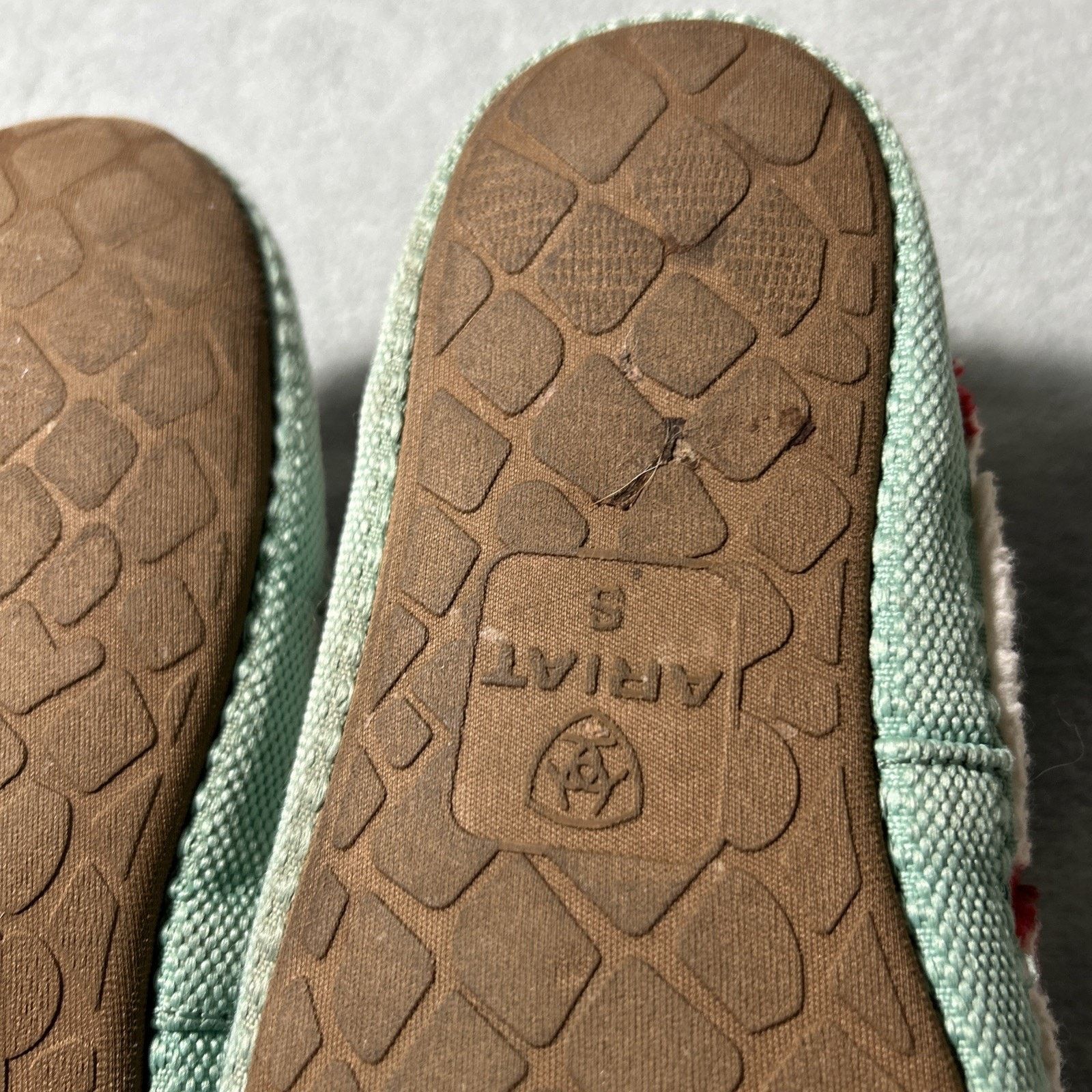 Ariat ARIAT Indian Aztec Women’s Small 6.5-7 Bootie Slipper Sherpa Size US 8 / IT 38 - 10 Thumbnail