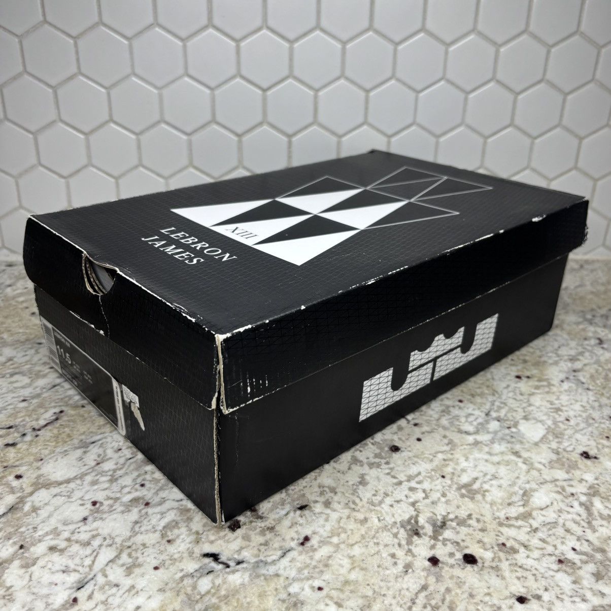 Nike Size 11.5 - Nike LeBron 13 Easter CLEAN W/Box Size US 11.5 / EU 44-45 - 16 Thumbnail