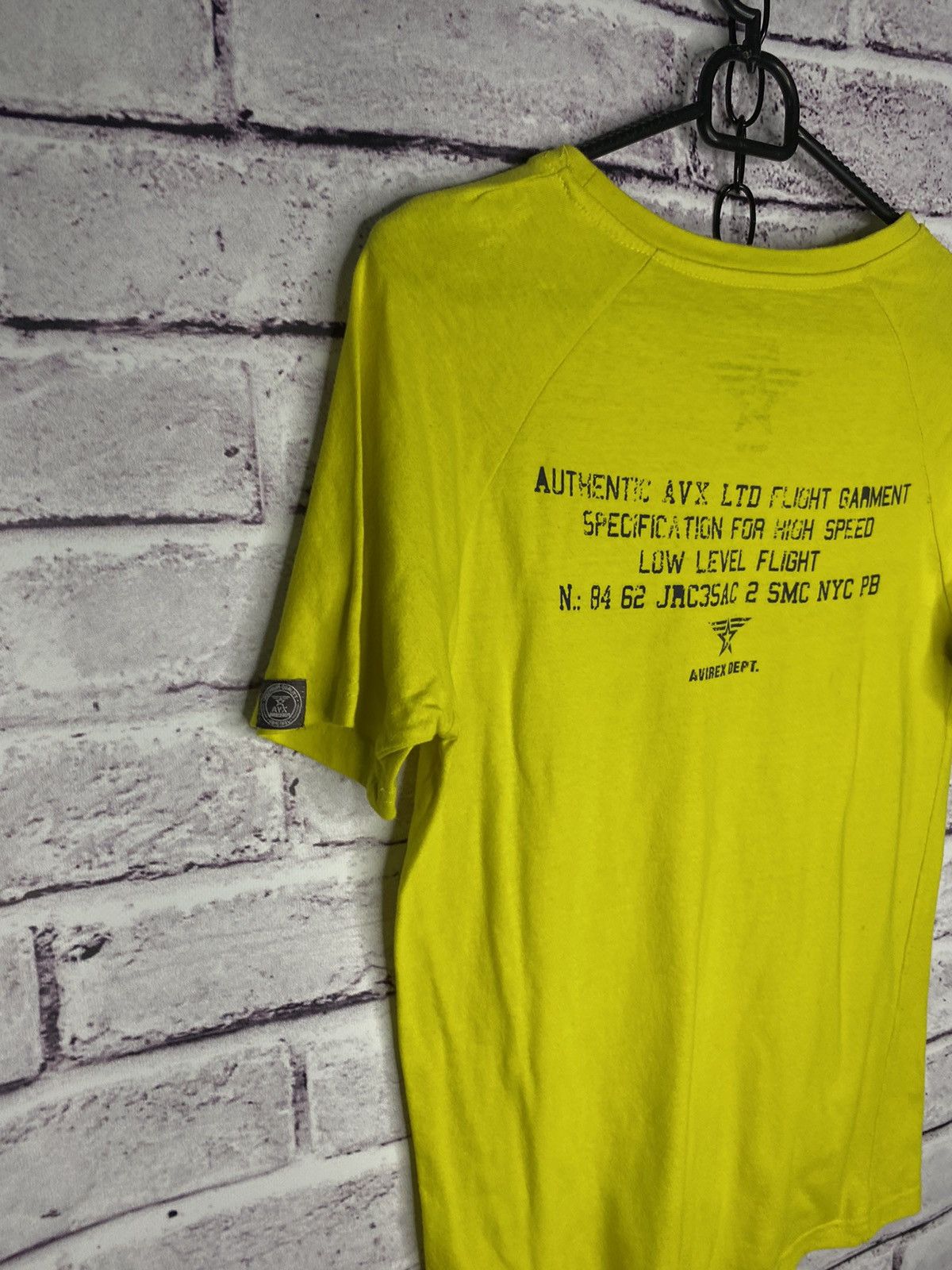 Avirex Men's T-Shirt vintage Avirex overprint tee streetwear y2k Size US XS / EU 42 / 0 - 10 Thumbnail