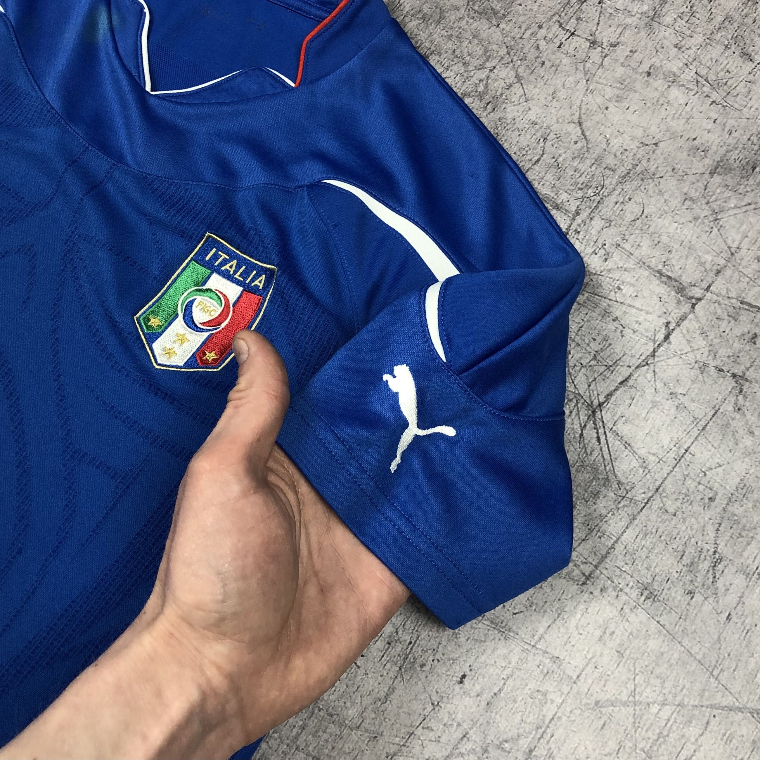 Puma Vintage Italy 2006 World Cup Puma Home Jersey Size US M / EU 48-50 / 2 - 6 Thumbnail