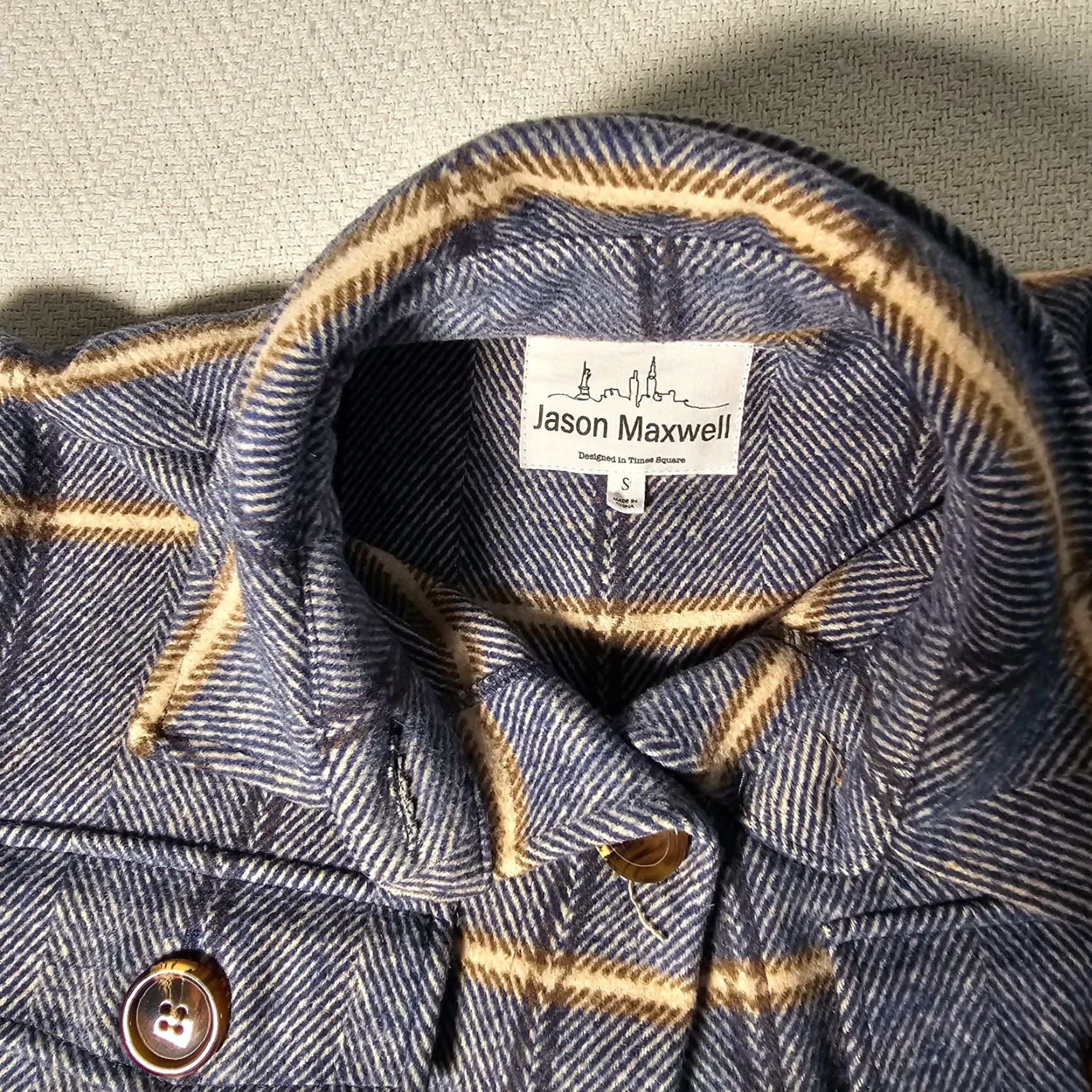 Vintage Jason Maxwell Women's Blue Tan Plaid Button Up Shacket Size Small Size S / US 4 / IT 40 - 2 Thumbnail