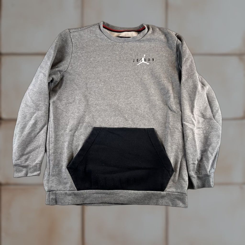 Nike Nike Jordan Jump man Crew Neck Sweatshirt Mens L Grey Black White Graphic Print Pockets Pullover Size US L / EU 52-54 / 3 - 1 Thumbnail