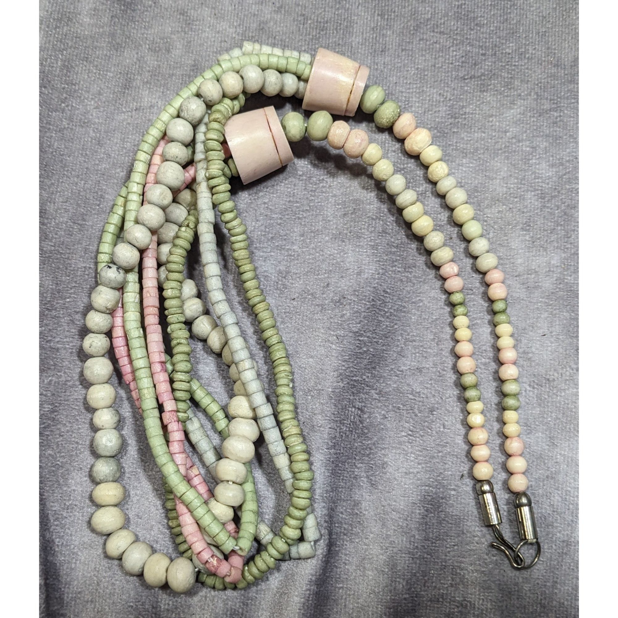 Other Vintage Pastel Pink And Green Beaded Layered Necklace Size ONE SIZE - 6 Thumbnail