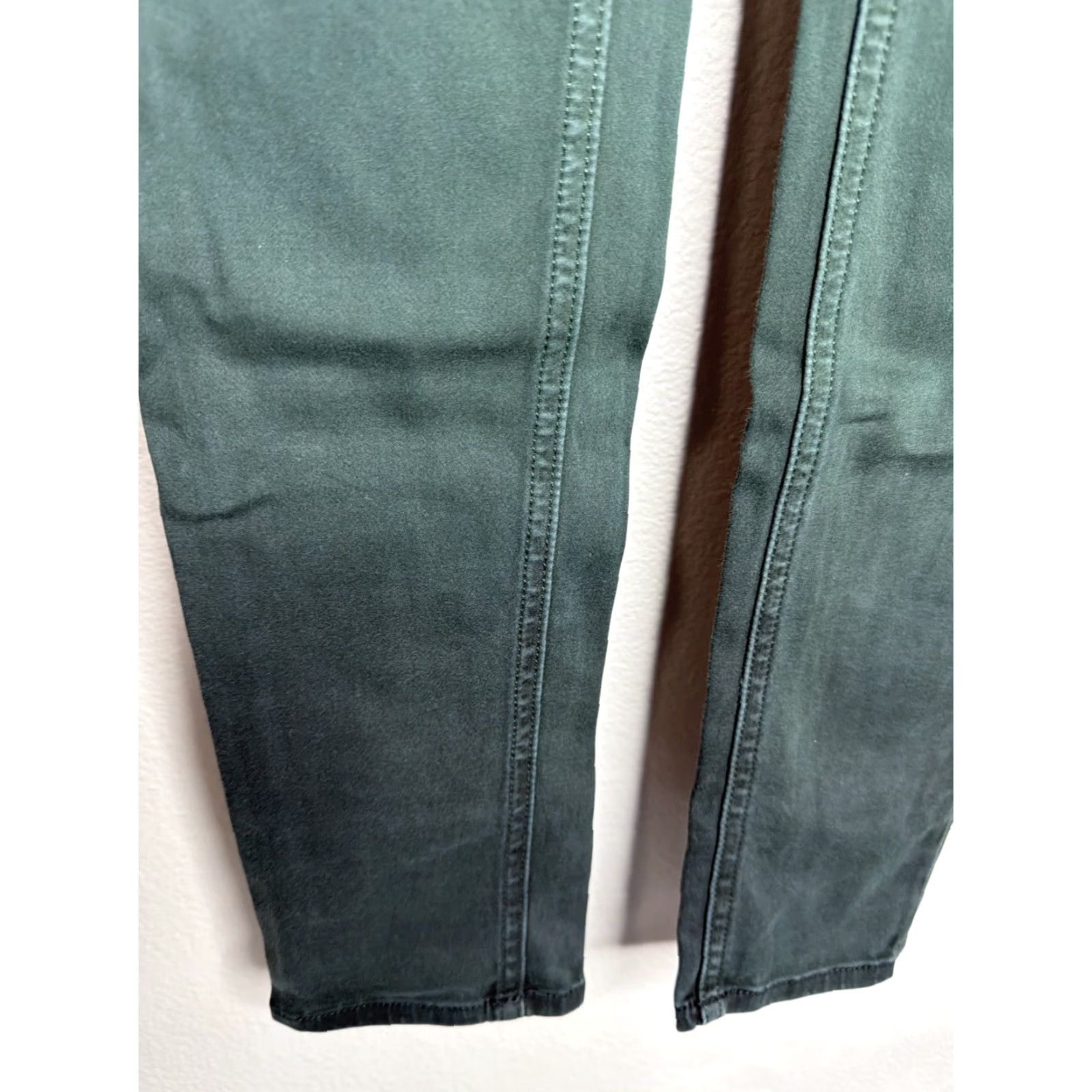Rag & Bone Rag & Bone Jean Women’s Size 25 5 Pocket Skinny Leg Pants Green Cotton EUC Jegging Army Modern Regular Mens Girls Womens Size 42" / US 20 - 2 Thumbnail