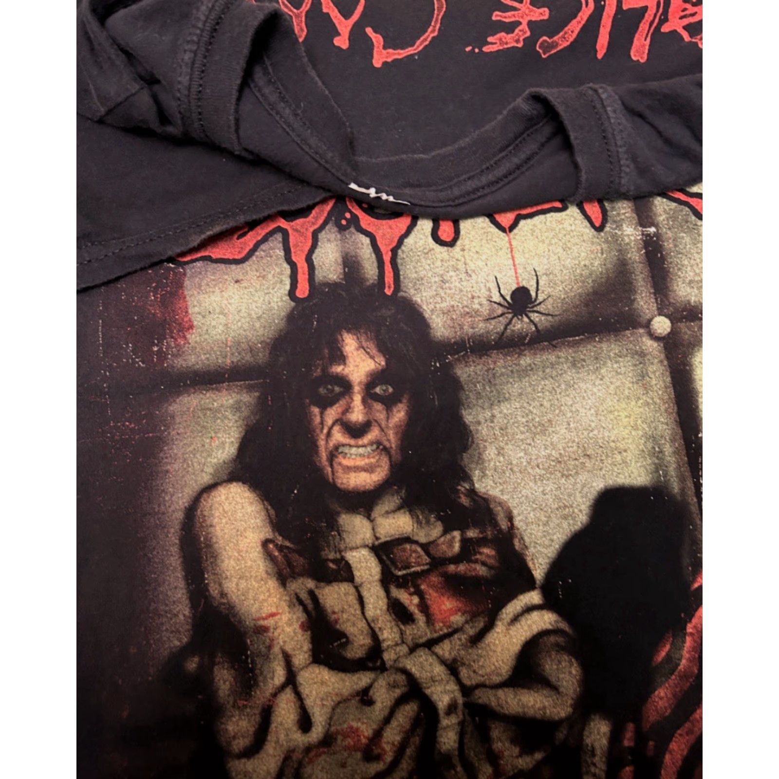 Vintage VINTAGE Alice Cooper Band Tee Were All Crazy VTG Shirt Womens M Black Shirts Band, 90s, Music, Y2K, Rock, Womens M Size S / US 4 / IT 40 - 3 Thumbnail