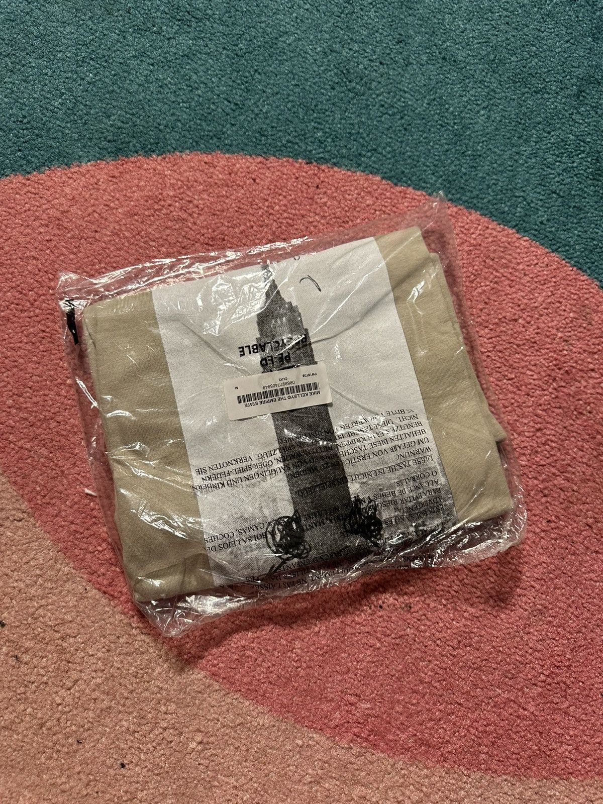Supreme Supreme Mike Kelley The Empire State Building Tee Clay Size US M / EU 48-50 / 2 - 4 Thumbnail