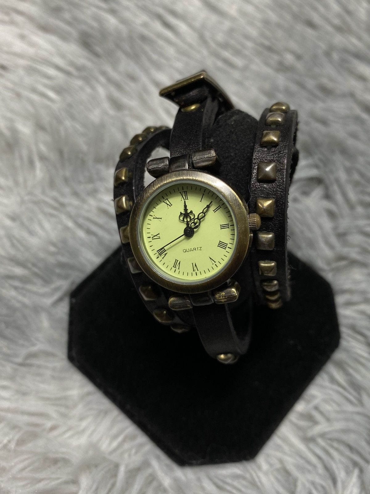 Japanese Brand × Vintage Vintage Studded Leather Strap Watch - Japanese Brand Size ONE SIZE - 3 Thumbnail