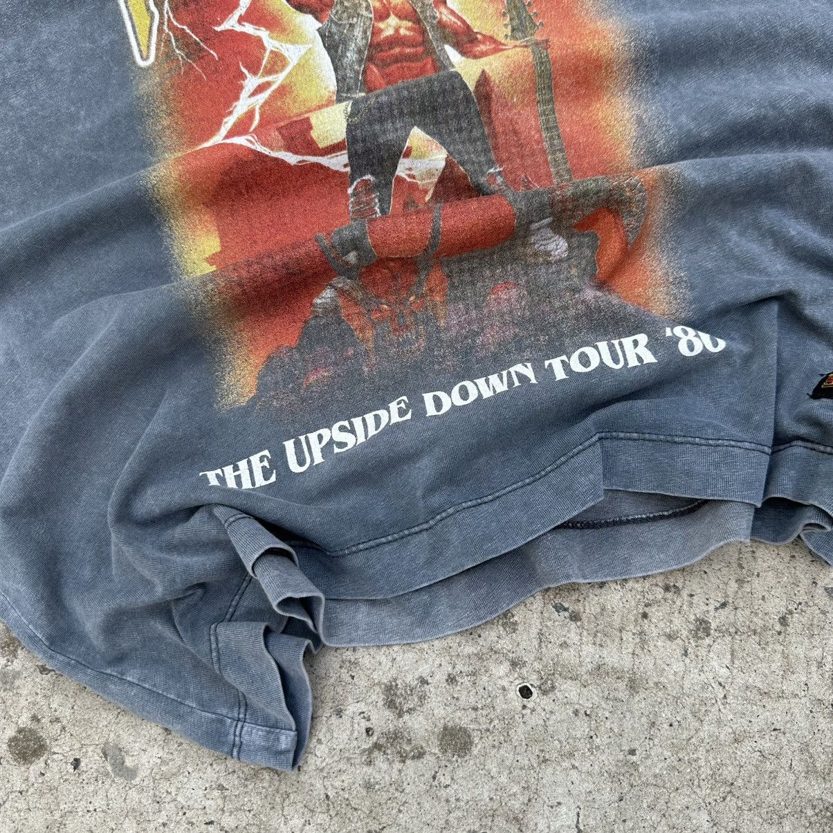 Welcome Stranger Stranger Things The Upside Down Tour T-shirt Band Pop Rock Size US S / EU 44-46 / 1 - 7 Thumbnail