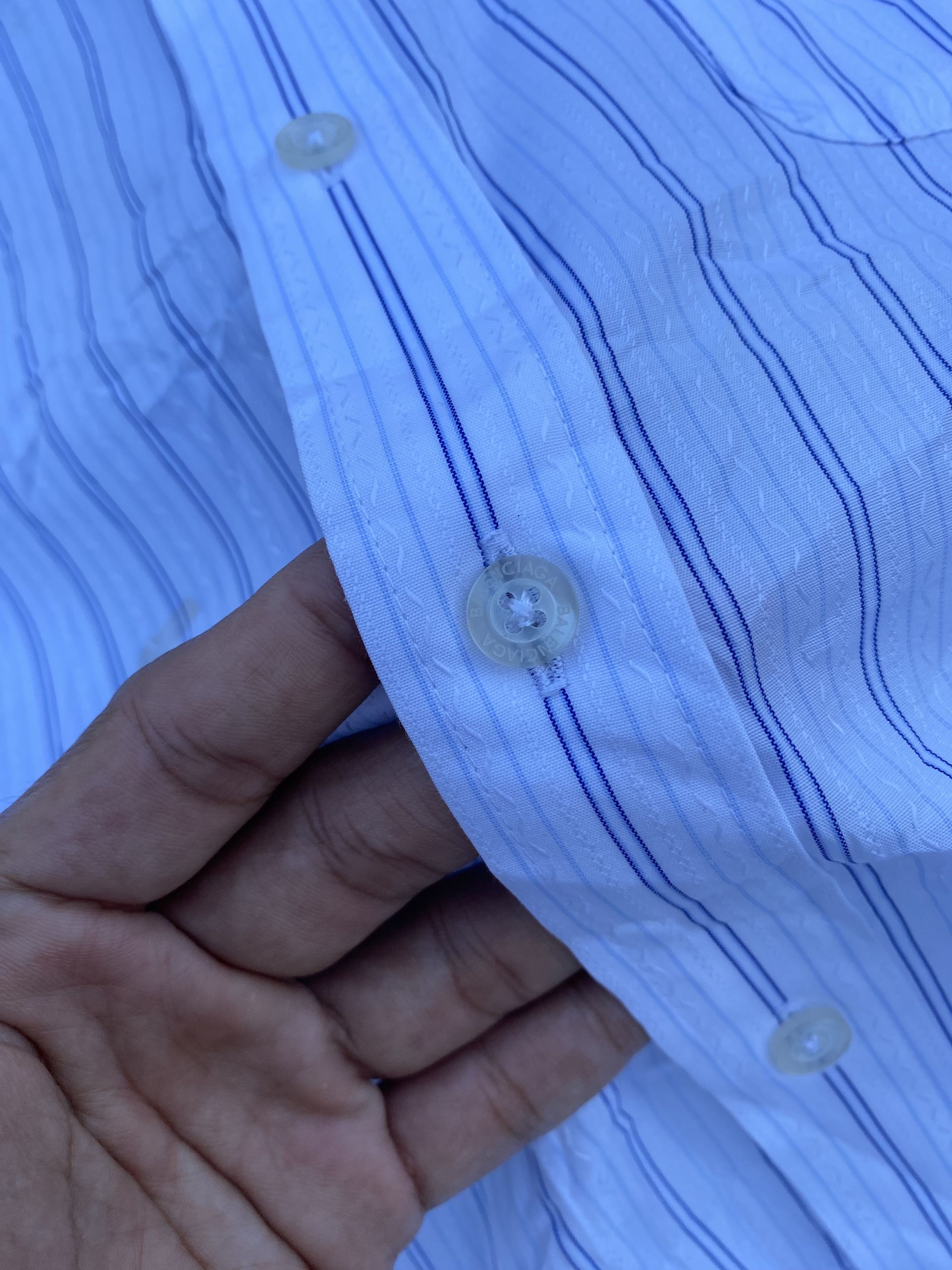 Balenciaga Balenciaga Light Blue Stripes Button Up Size US L / EU 52-54 / 3 - 4 Thumbnail