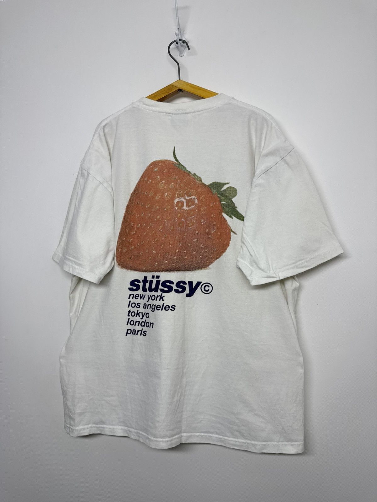 Stussy Stussy vintage Y2k strawberry big print tee Size US XL / EU 56 / 4 - 2 Thumbnail