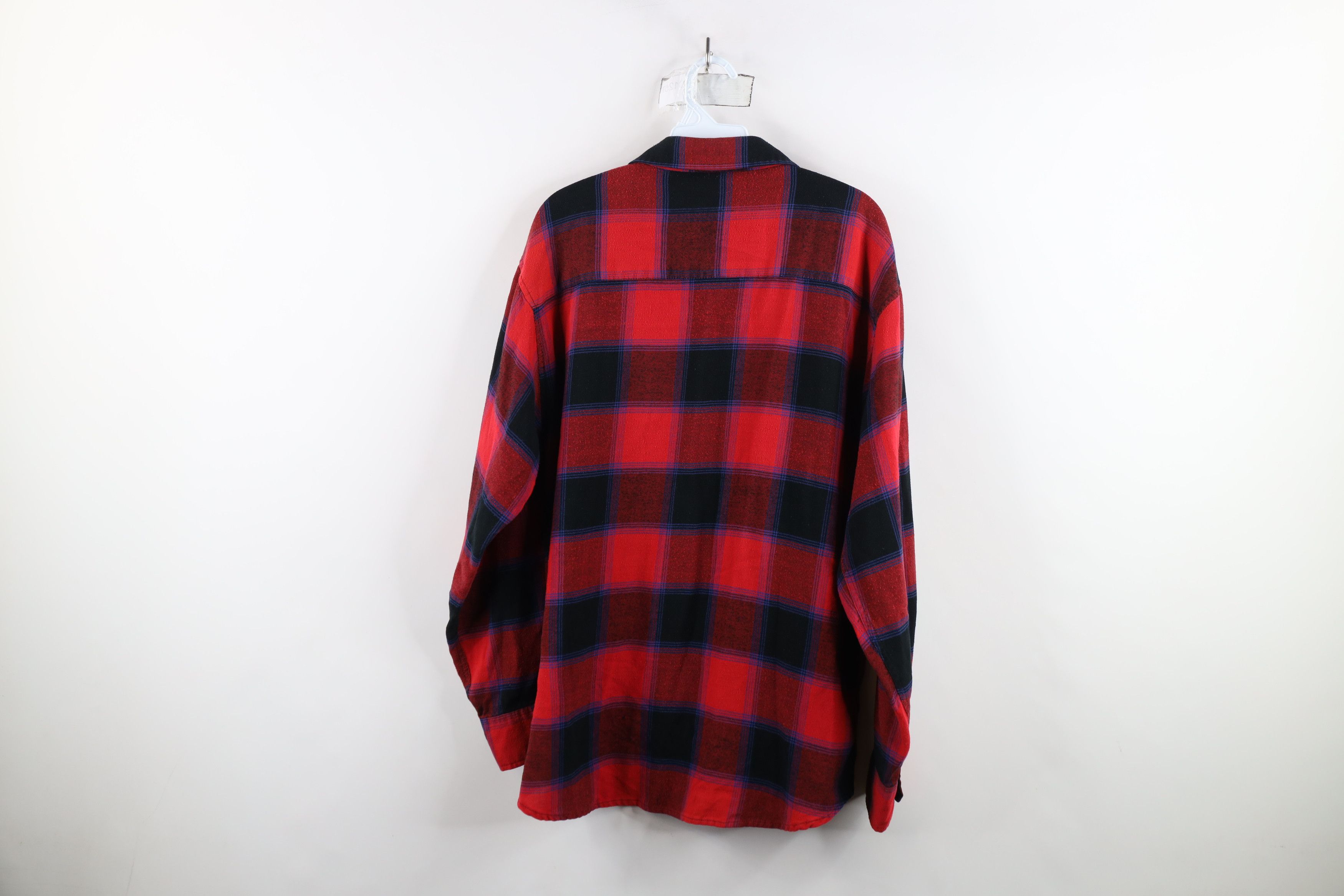 Vintage Vintage 90s Streetwear Knit Collared Button Shirt Plaid Size US M / EU 48-50 / 2 - 12 Thumbnail