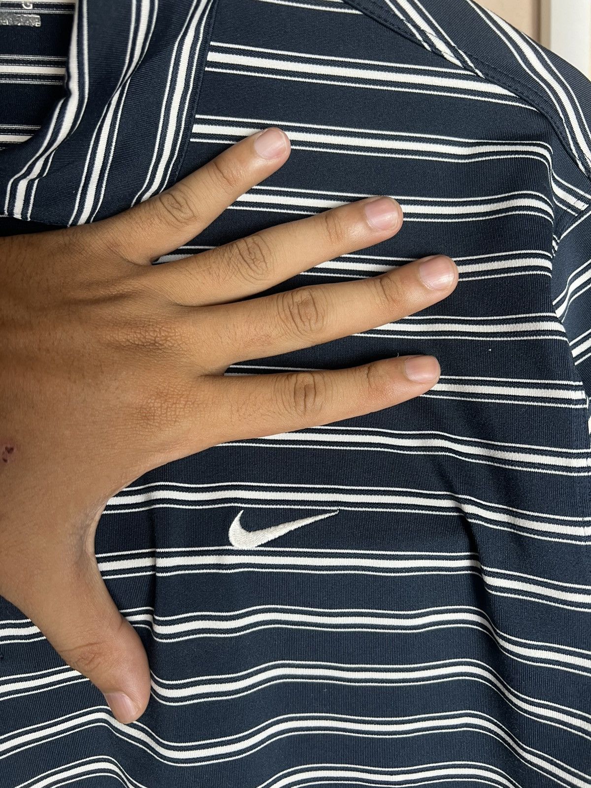 Nike Nike Golf Small Swoosh Embroidery Stripped Polos Size US M / EU 48-50 / 2 - 3 Thumbnail