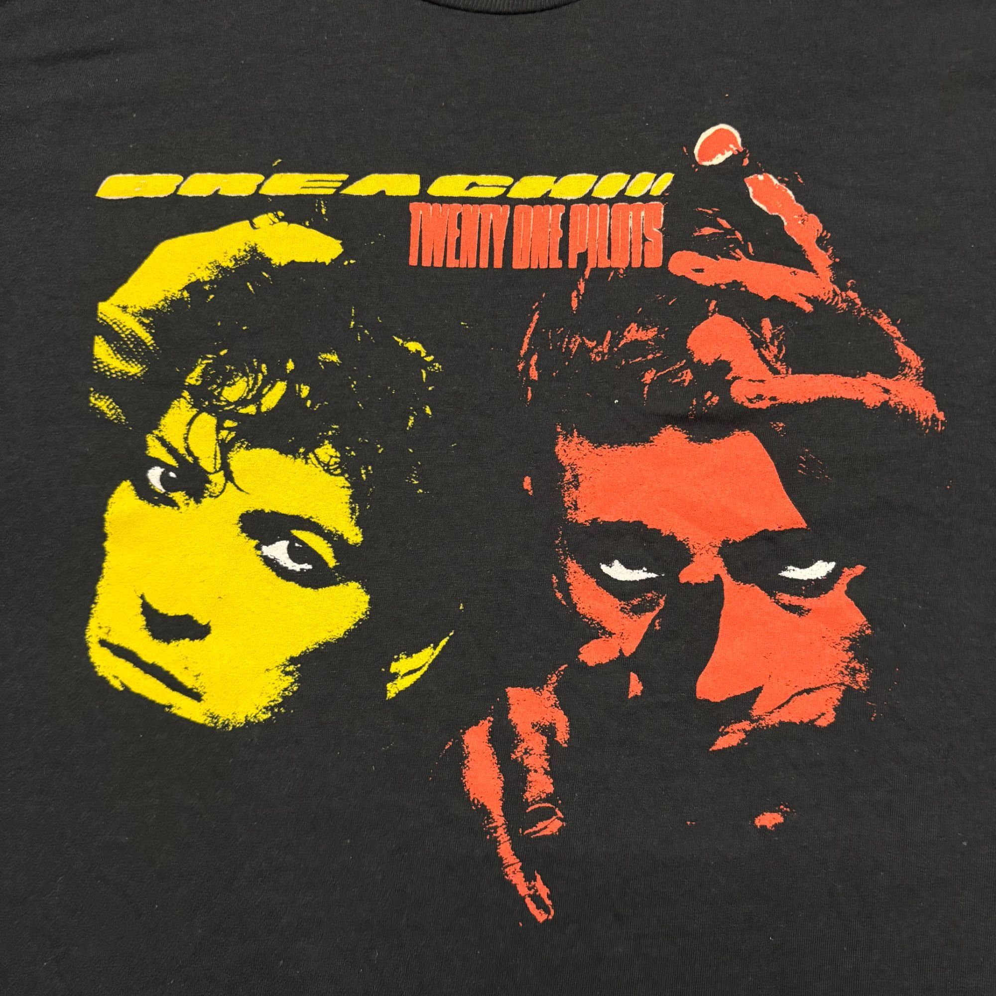 Band Tees Twenty One Pilots Breach Red & Yellow Group Poster Duo Tee M Size US M / EU 48-50 / 2 - 2 Thumbnail