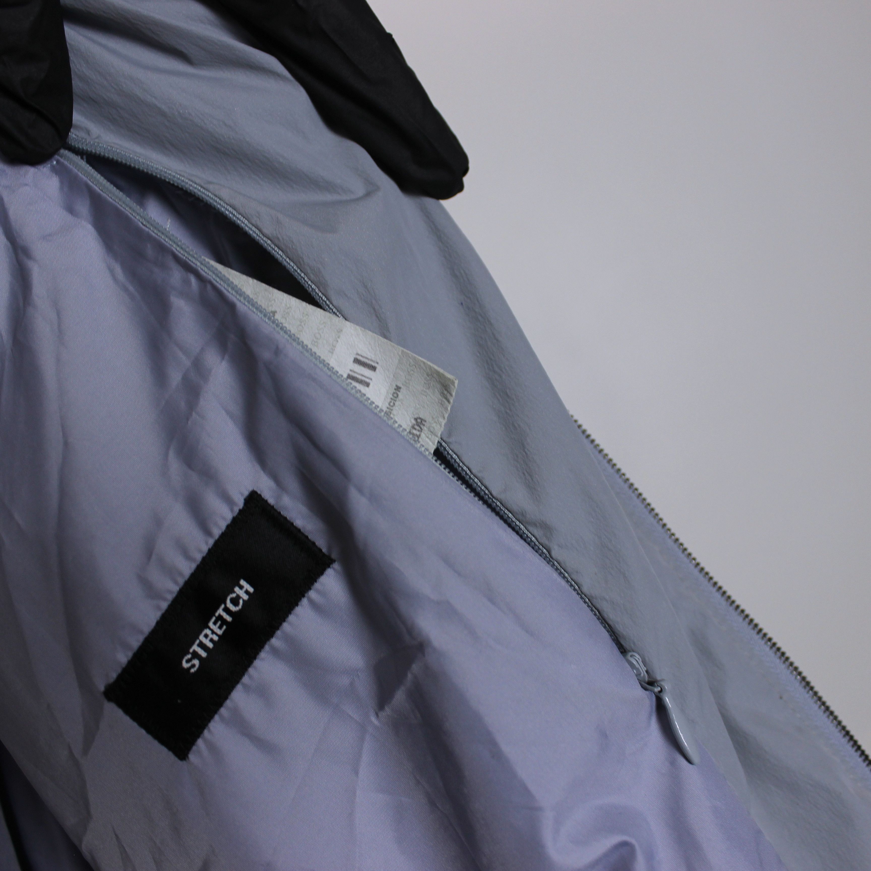 Hugo Boss × Vintage Hugo Boss jacket vintage bomber L XL full zip RIRI Size US L / EU 52-54 / 3 - 9 Thumbnail