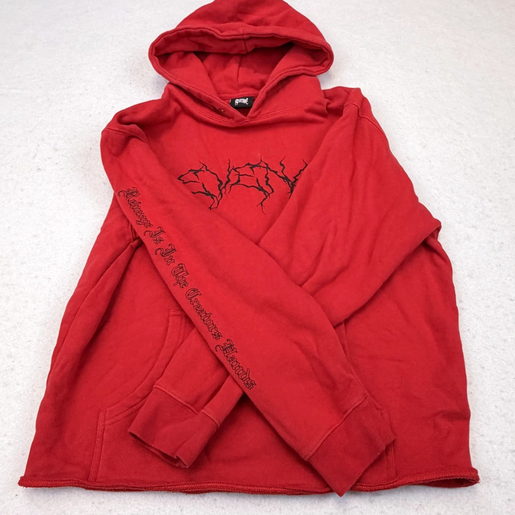Revenge Revenge Hoodie Mens M Red Graphic Print Pullover Fleece Hooded Pockets Crew Neck Streetwear Size US M / EU 48-50 / 2 - 7 Thumbnail