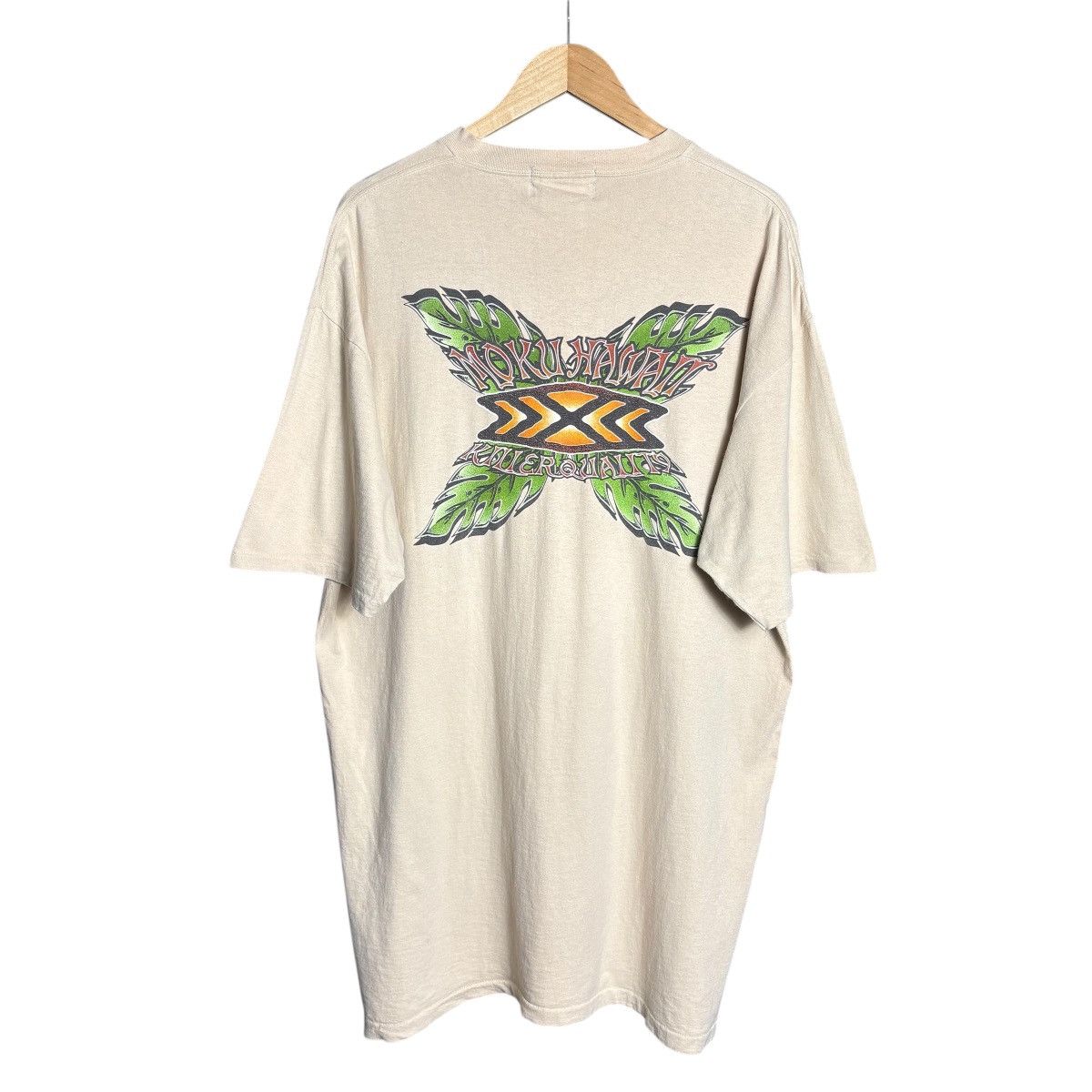 Vintage Vintage 90s Moku Hawaii The Boardshort Company Surf T-Shirt Size US XL / EU 56 / 4 - 1 Thumbnail