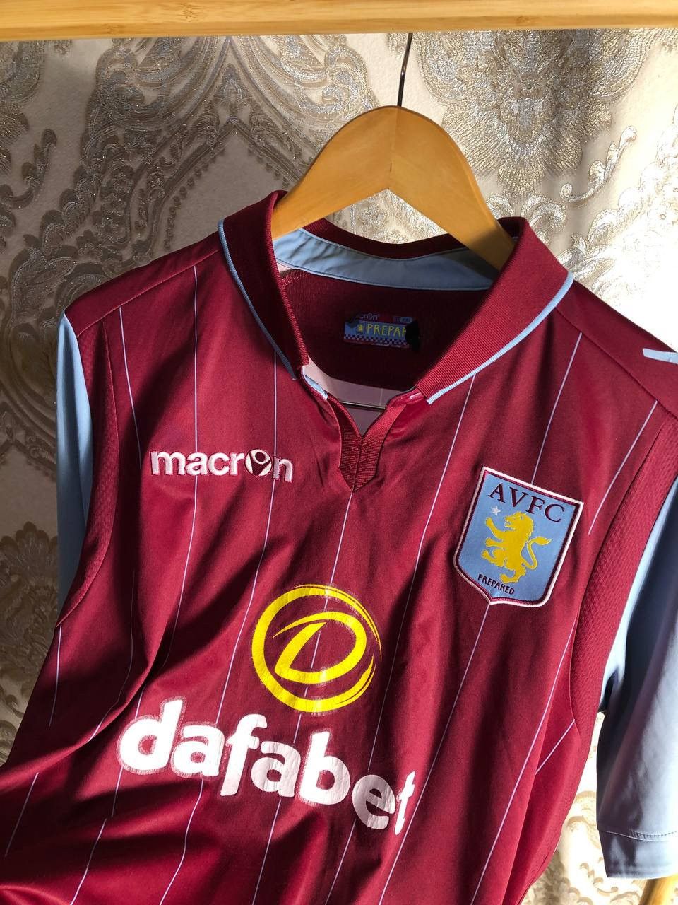Macron × Vintage VERY RARE MACRON FC ASTON VILLA ENGLAND SOCCER JERSEY RETRO Size US XXL / EU 58 / 5 - 5 Thumbnail