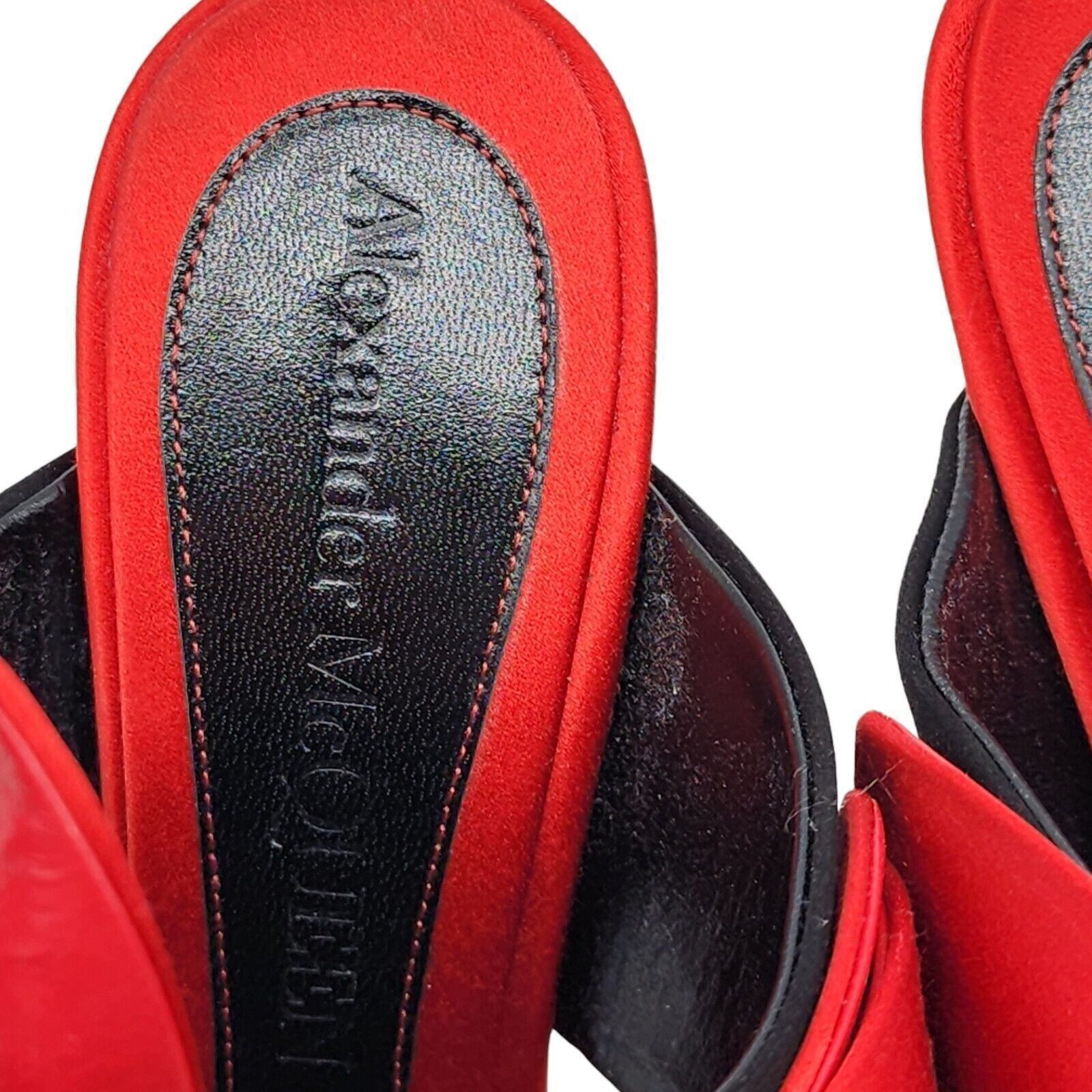 Alexander McQueen Pin Heel Bow Heeled Satin Mules Red Black EU 35 US 5 - $950 Size US 5 / IT 35 - 6 Thumbnail
